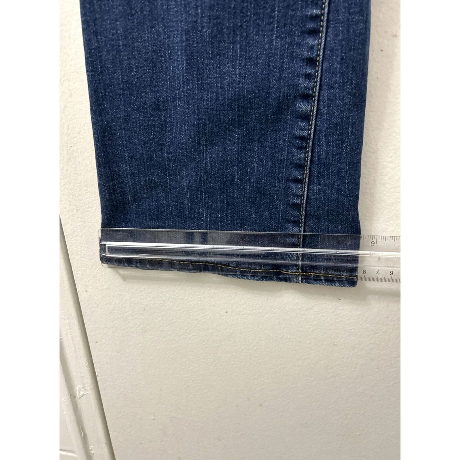 Gap Gap 1969 Sexy Bootcut Jeans Womens 29x34 Medium Wash Blue Stretch Denim Size 29" - 5 Thumbnail