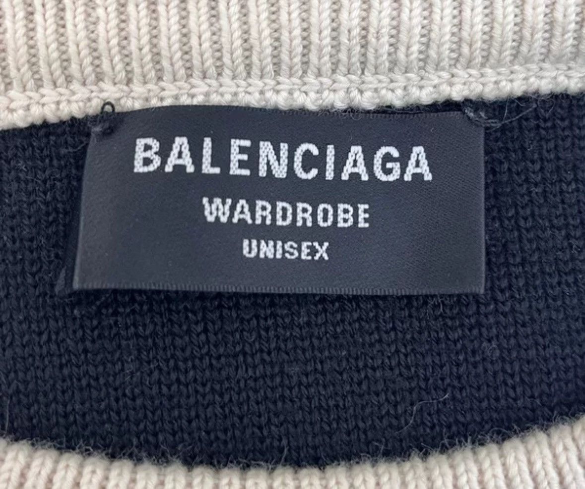 Balenciaga Balenciaga Beige Bullet Screen Long Sweater 2412-Nextarrow Size US XS / EU 42 / 0 - 6 Thumbnail
