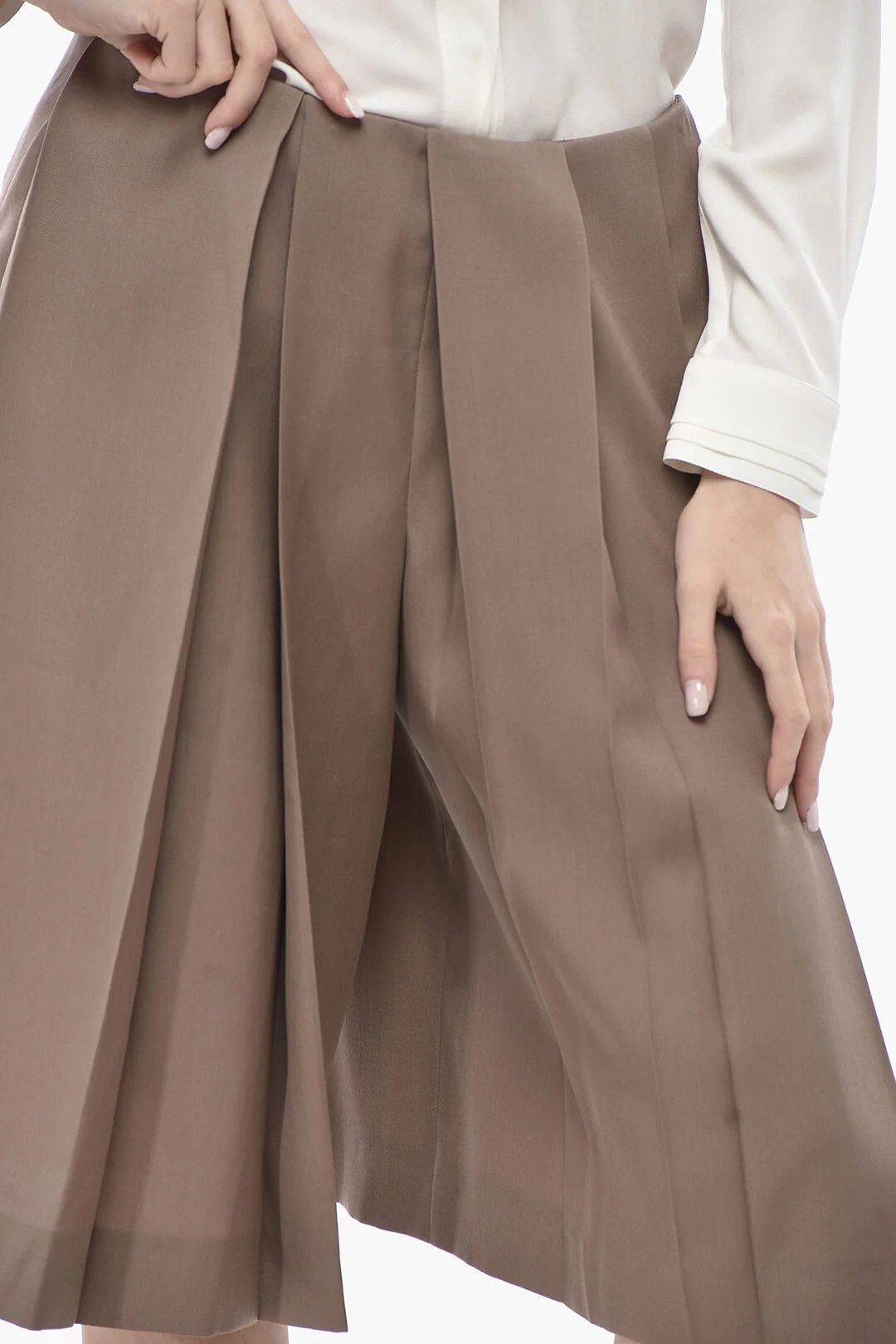 Lanvin og1mm0426 Wool-Blend Plissé Gaucho Short in Brown Size 28" / US 6 / IT 42 - 3 Thumbnail