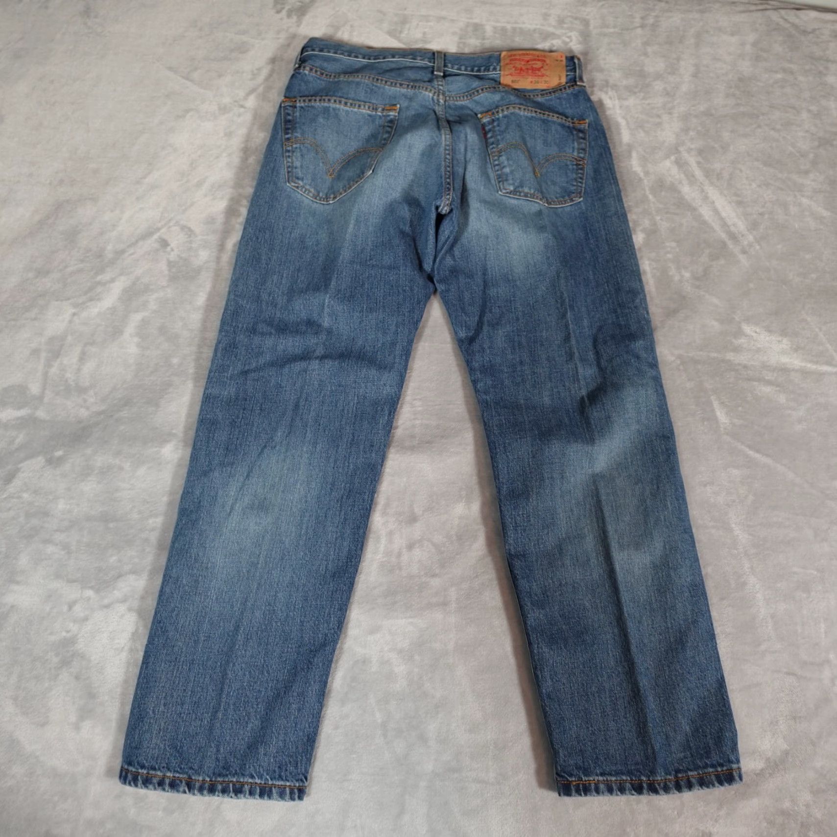 Levi's VINTAGE Levi’s 501 Jeans Mens 34x30 Straight Leg Button Fly Denim Blue 501 Series Retro Mens Jeans Size US 34 / EU 50 - 6 Thumbnail
