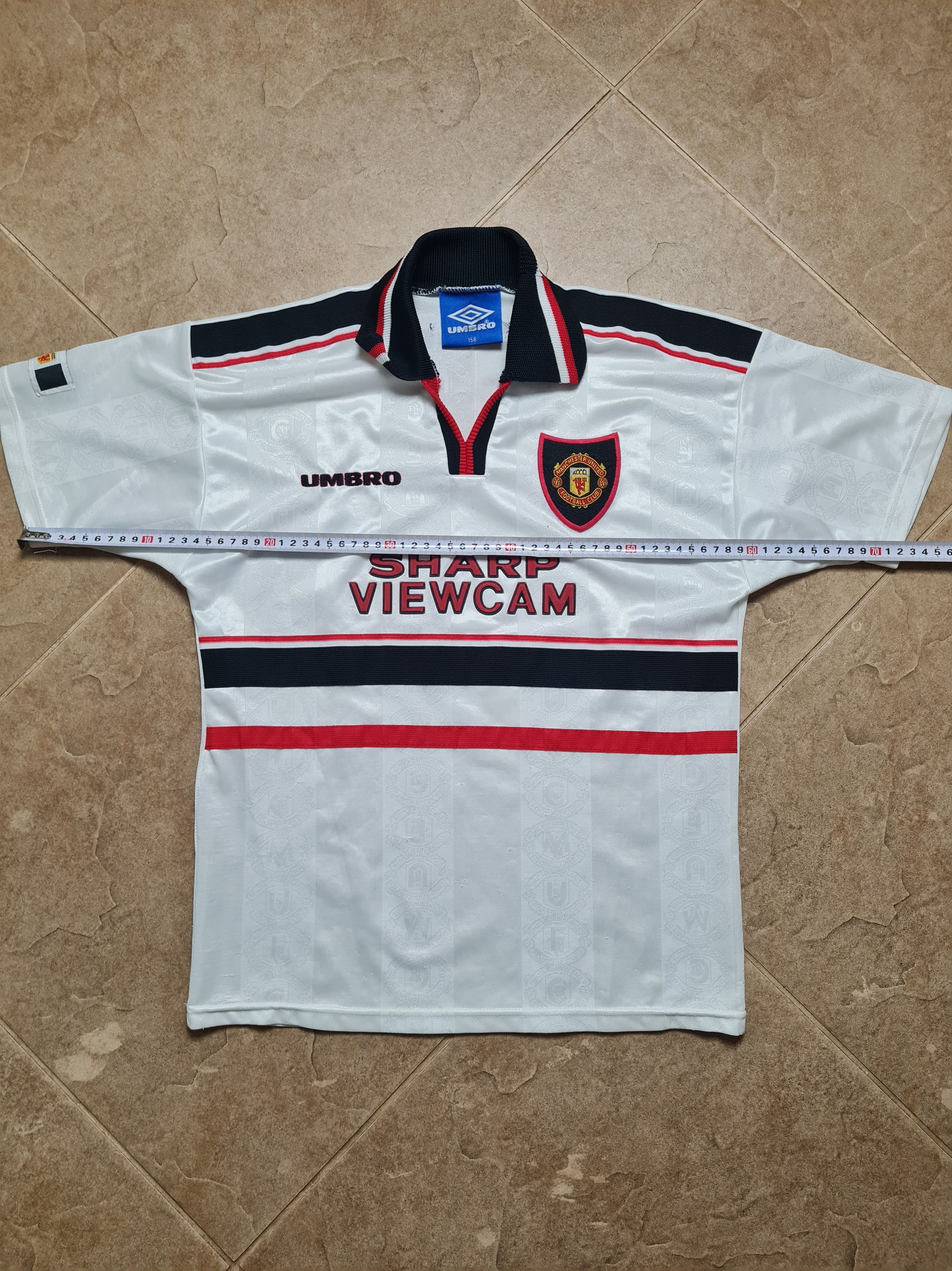 Umbro Manchester United Away Football Shirt 1997 – 1999 Size US S / EU 44-46 / 1 - 6 Thumbnail