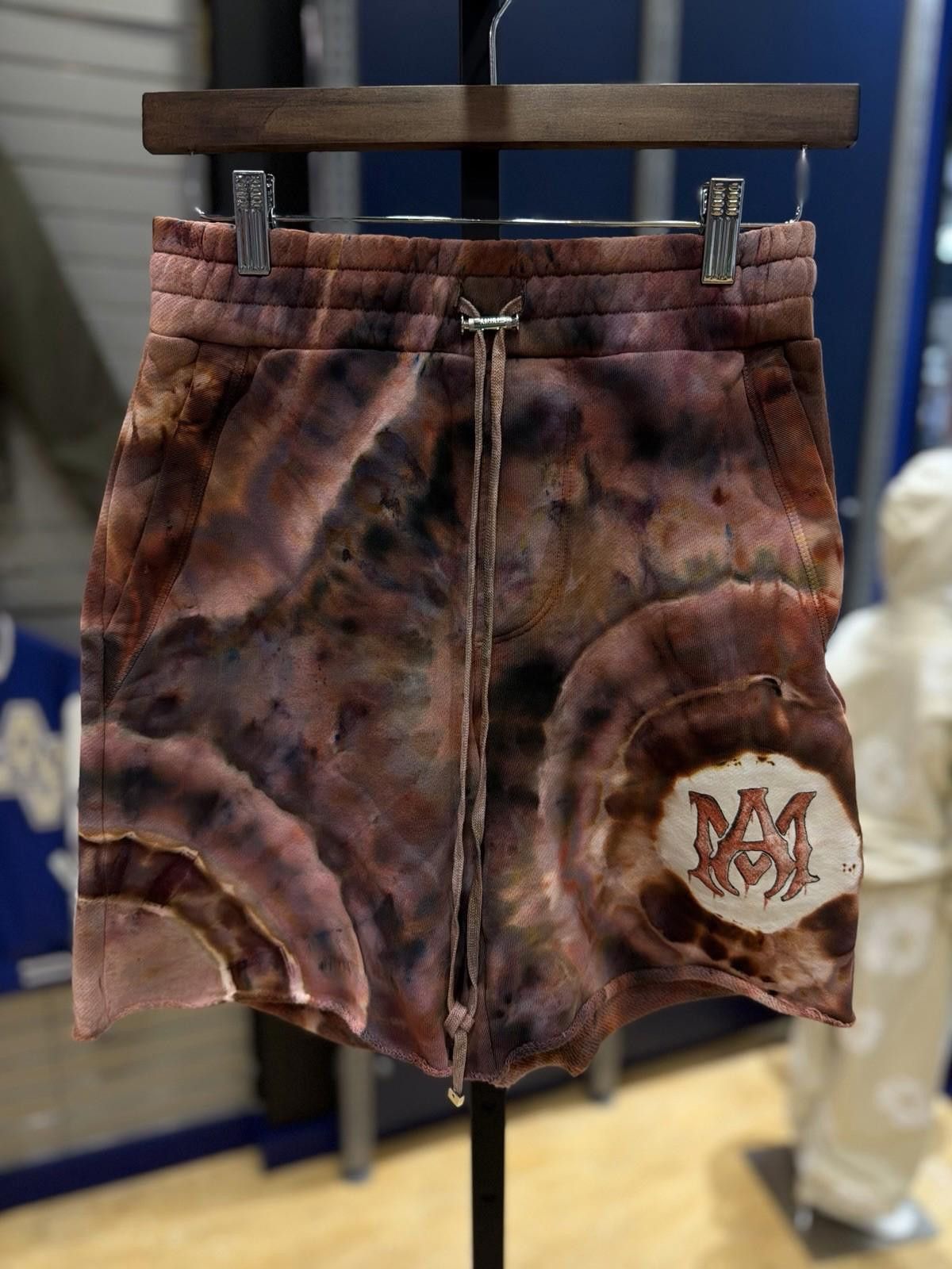 Amiri AMIRI TIE DYE MA SWEATSHORTS S22MJL025 SIZE (Small) New Red Size US 30 / EU 46 - 2 Thumbnail