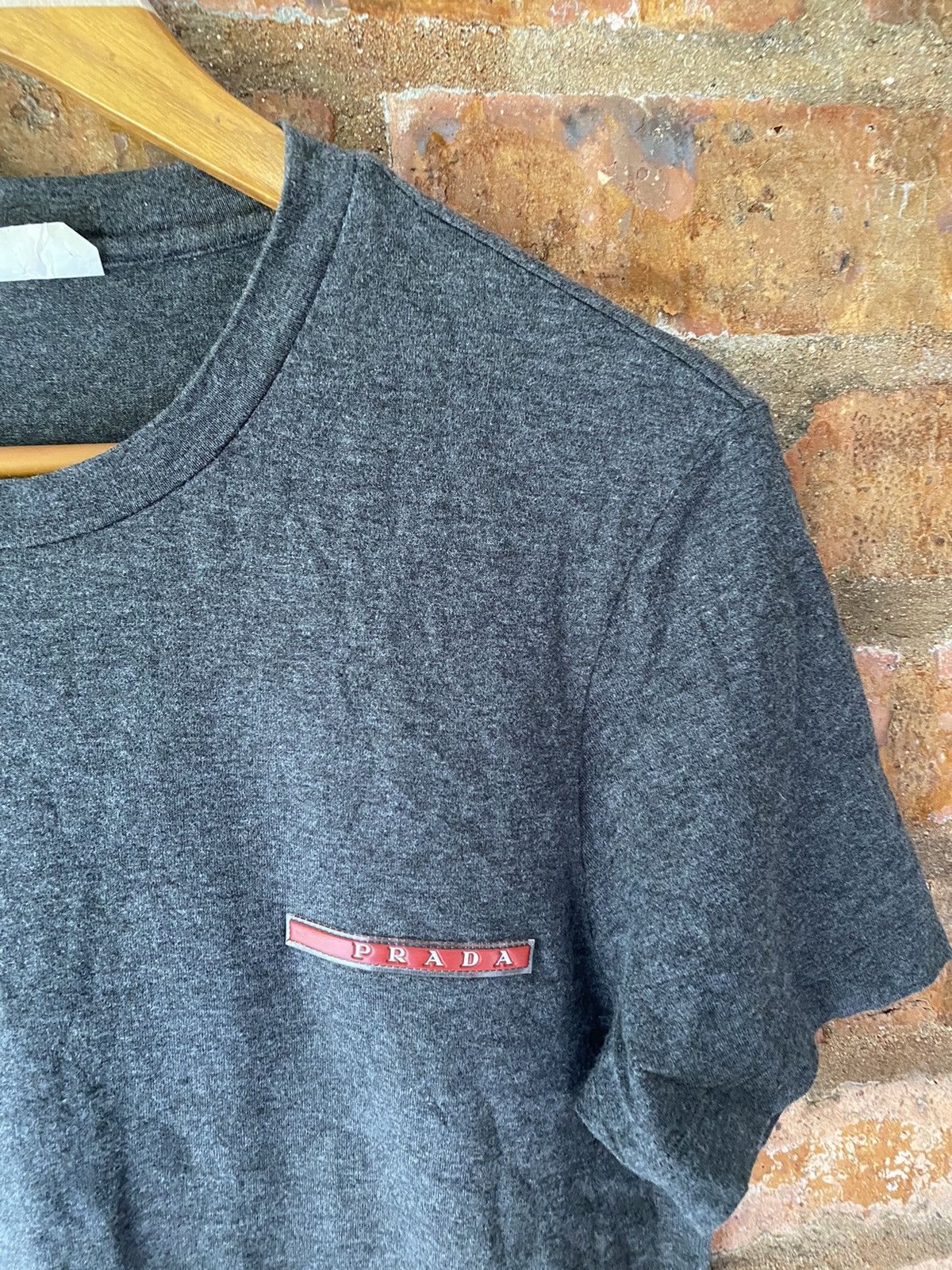 Prada 2000s Prada luna rossa tee Size US M / EU 48-50 / 2 - 4 Thumbnail