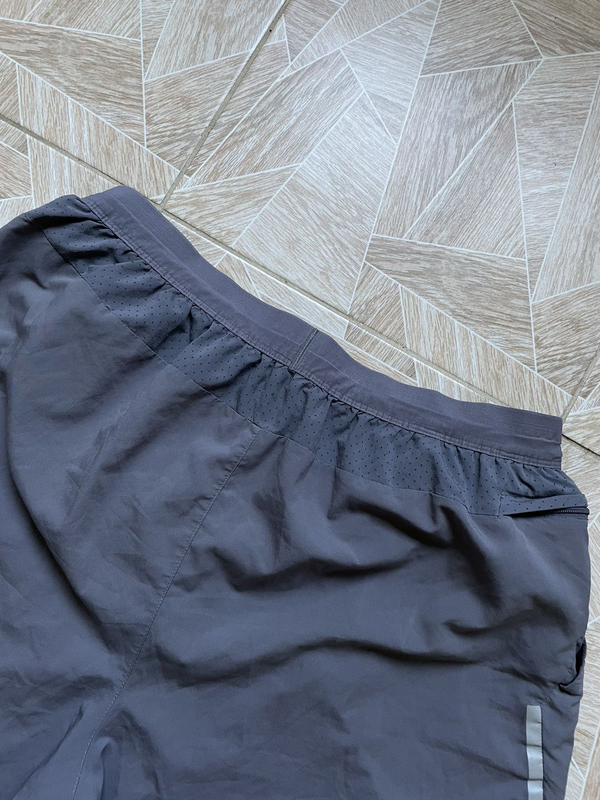 Nike Drill Y2K Nike Flex Stride 7 Grat Lined Running Nylon Shorts Size US 34 / EU 50 - 6 Thumbnail