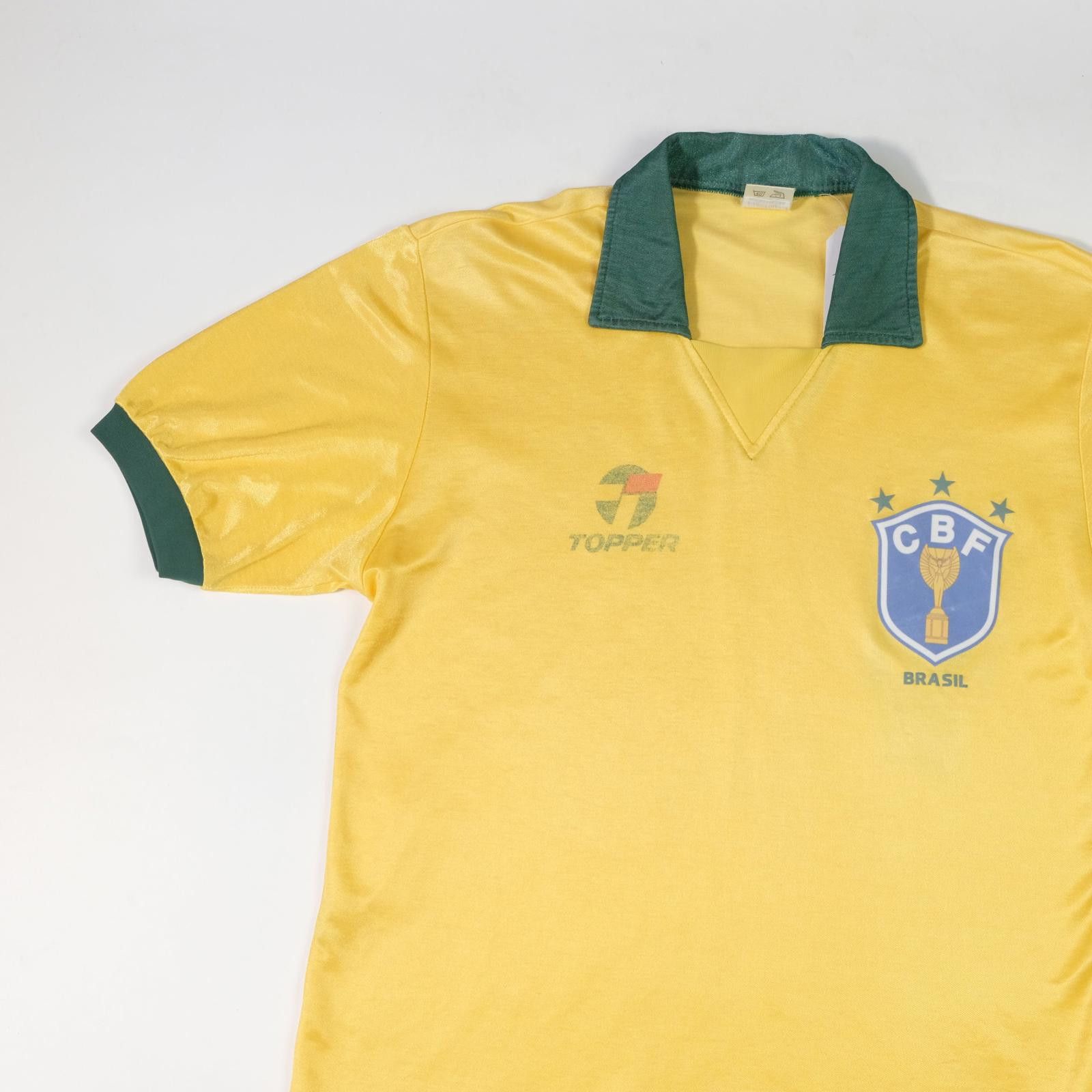 Nike 1988/91 Brazil Home Shirt (M) Size US M / EU 48-50 / 2 - 3 Thumbnail