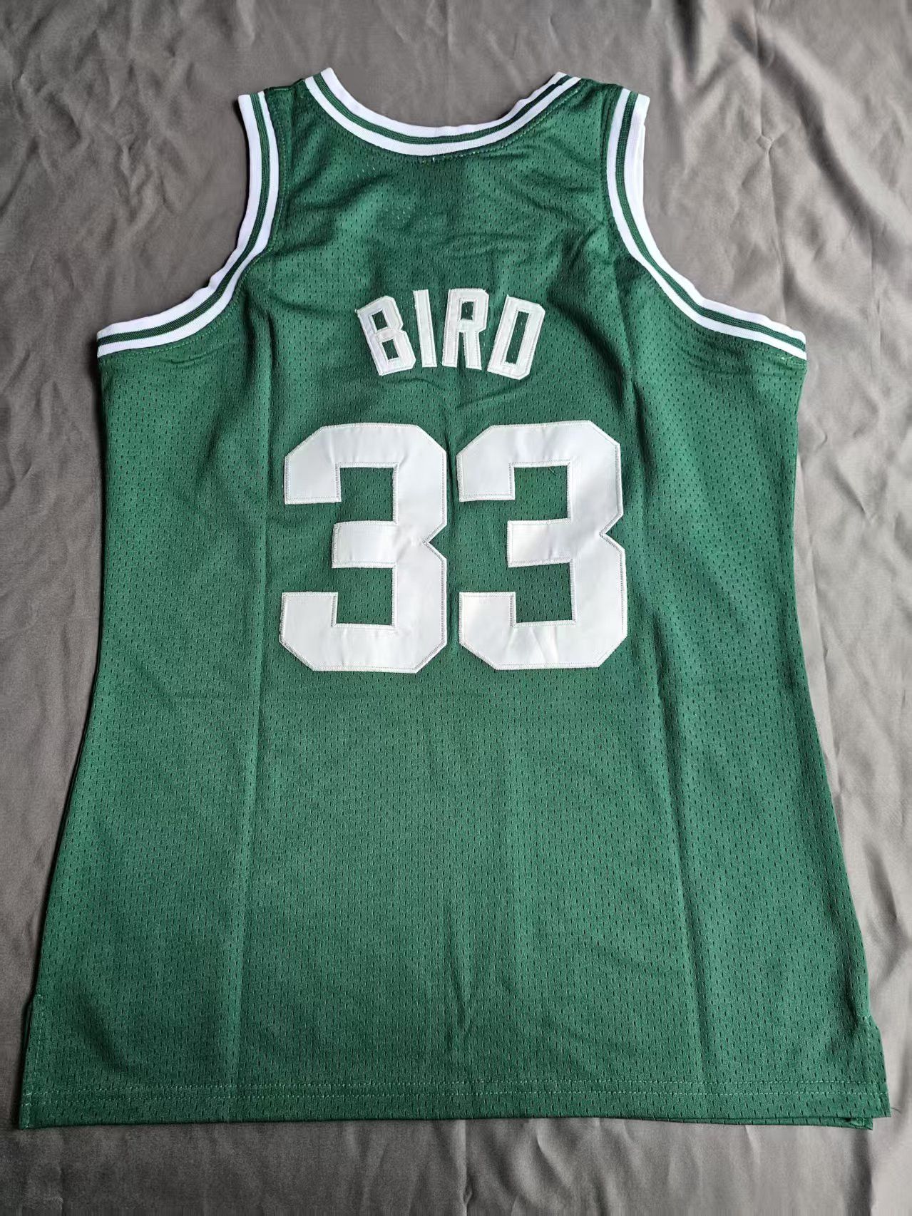 NBA #33 Larry Bird Jersey Boston Celtics 1985 86 Green Size US L / EU 52-54 / 3 - 2 Thumbnail