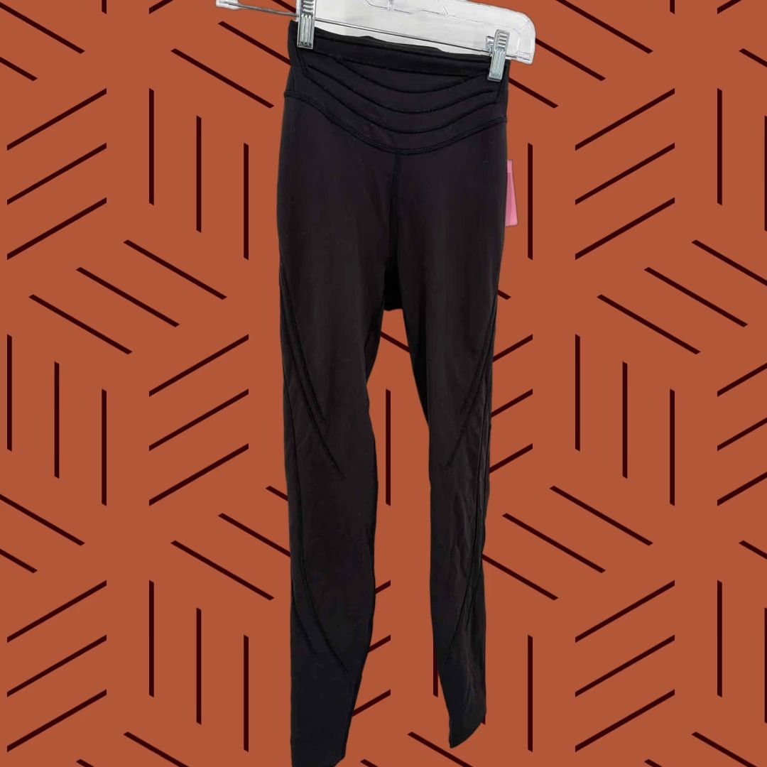 Lululemon Pre-Owned Lululemon Black Size 2 Pull On Athletic Pants Size 26" / US 2 / IT 38 - 1 Thumbnail