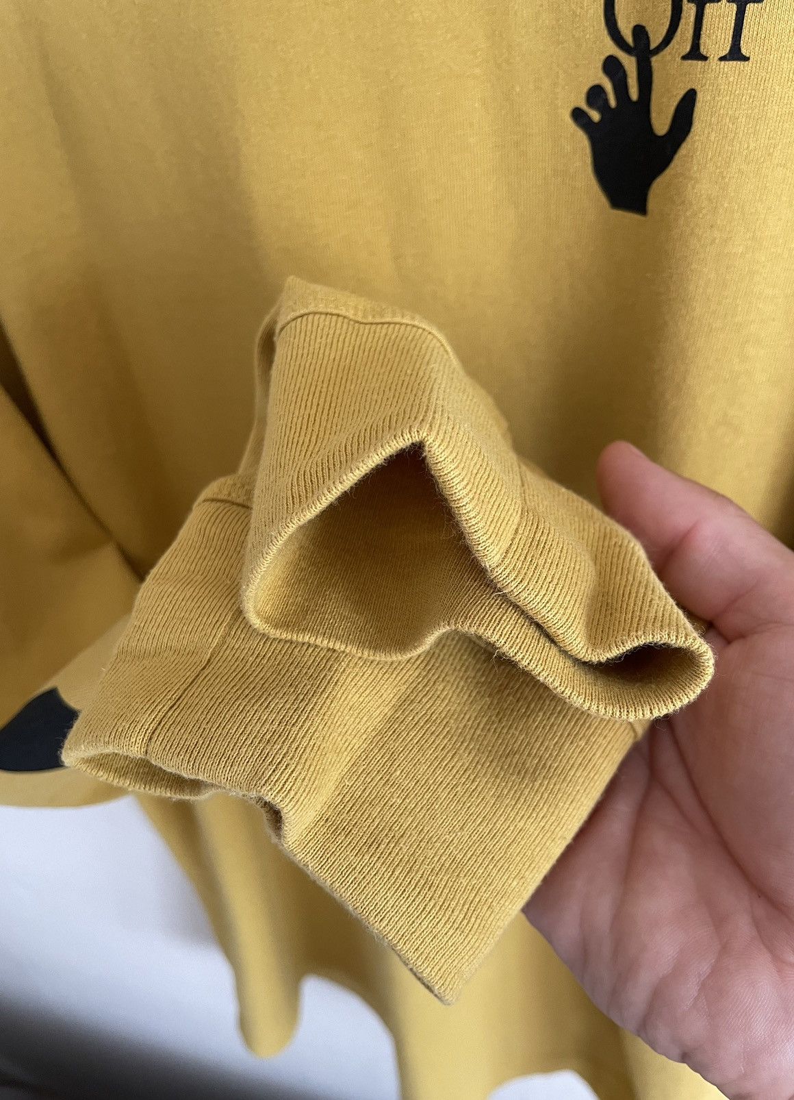 Off-White × Virgil Abloh Off-White Hand Agreement Tee Arrow Logo Yellow L/S T-shirt Size US M / EU 48-50 / 2 - 8 Thumbnail