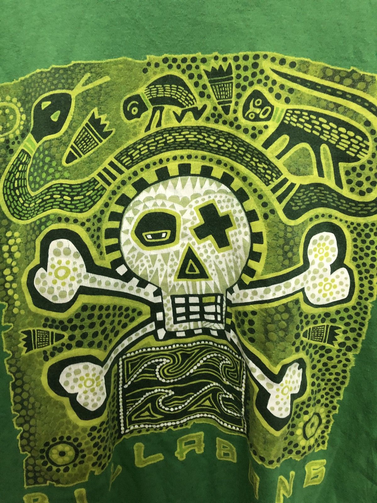 Billabong × Vintage Vintage Y2K Billabong Skull & Surf Graphic Tshirt Size US L / EU 52-54 / 3 - 5 Thumbnail