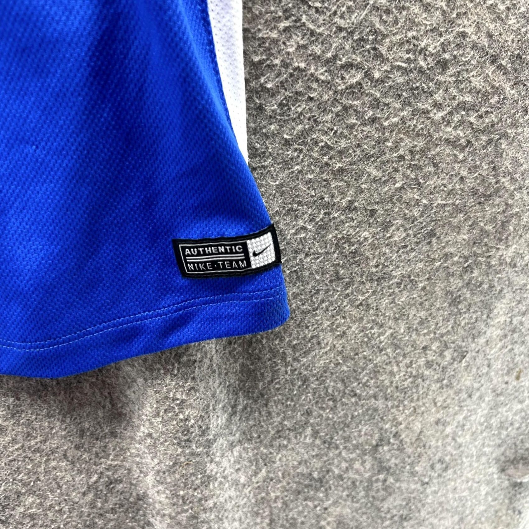 Nike Nike Shirt Women Large Royal Blue White Dri-Fit V-Neck T-Shirt Casual Short Sleeve Size L / US 10 / IT 46 - 6 Thumbnail
