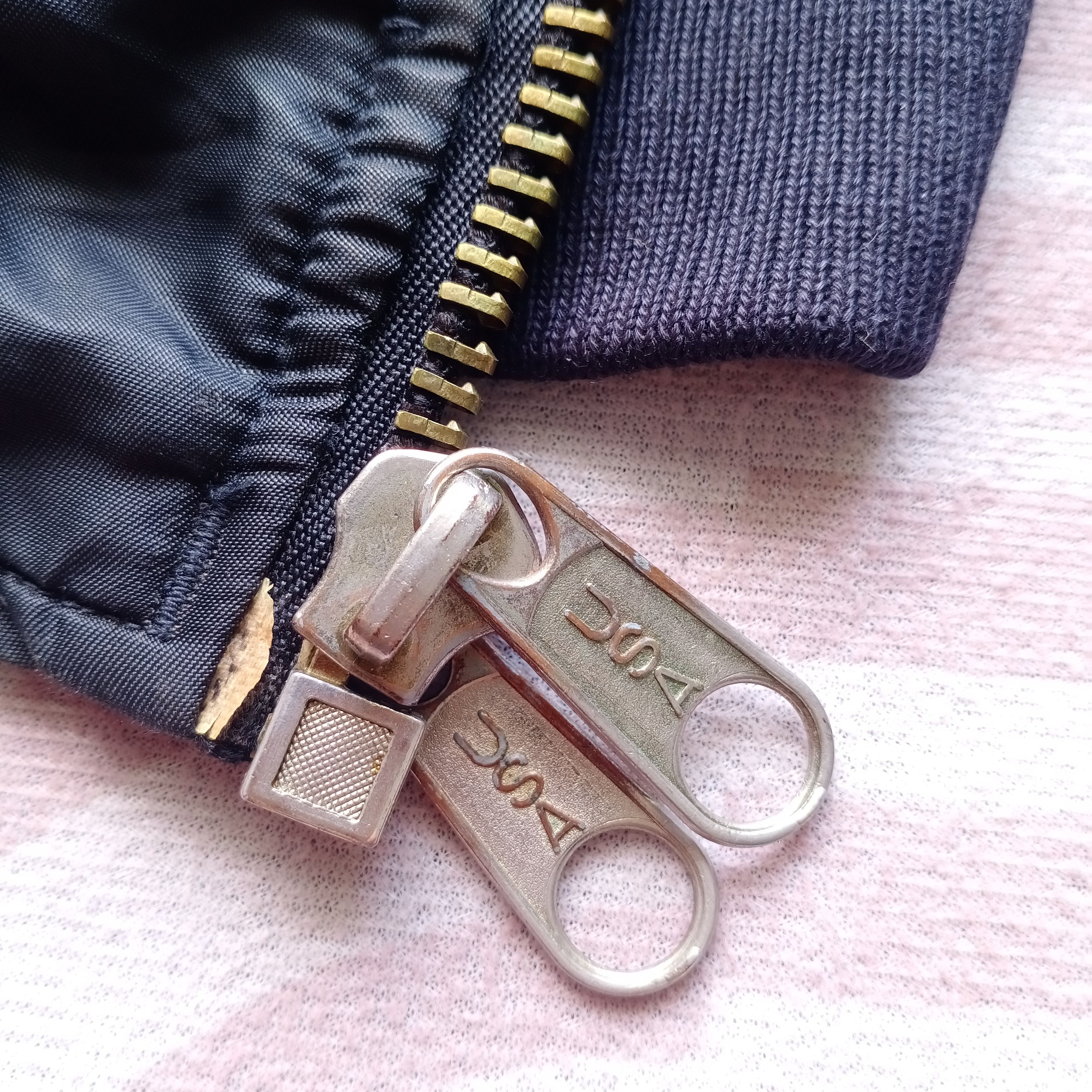 Vintage VTG MA-1 (USAF) Flyer's Intermediate Bomber Jacket USA 🇺🇸 Size US L / EU 52-54 / 3 - 9 Thumbnail