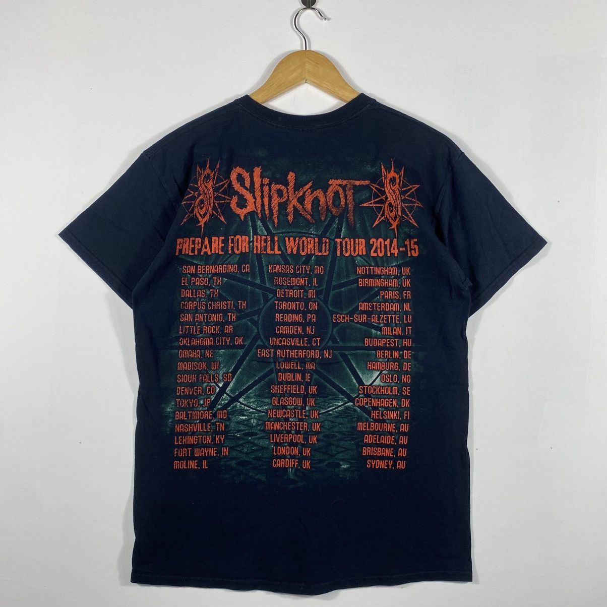 Band Tees SLIPKNOT Prepare For Hell World Tour 2014-15 Band Tee Shirt Size US M / EU 48-50 / 2 - 6 Thumbnail