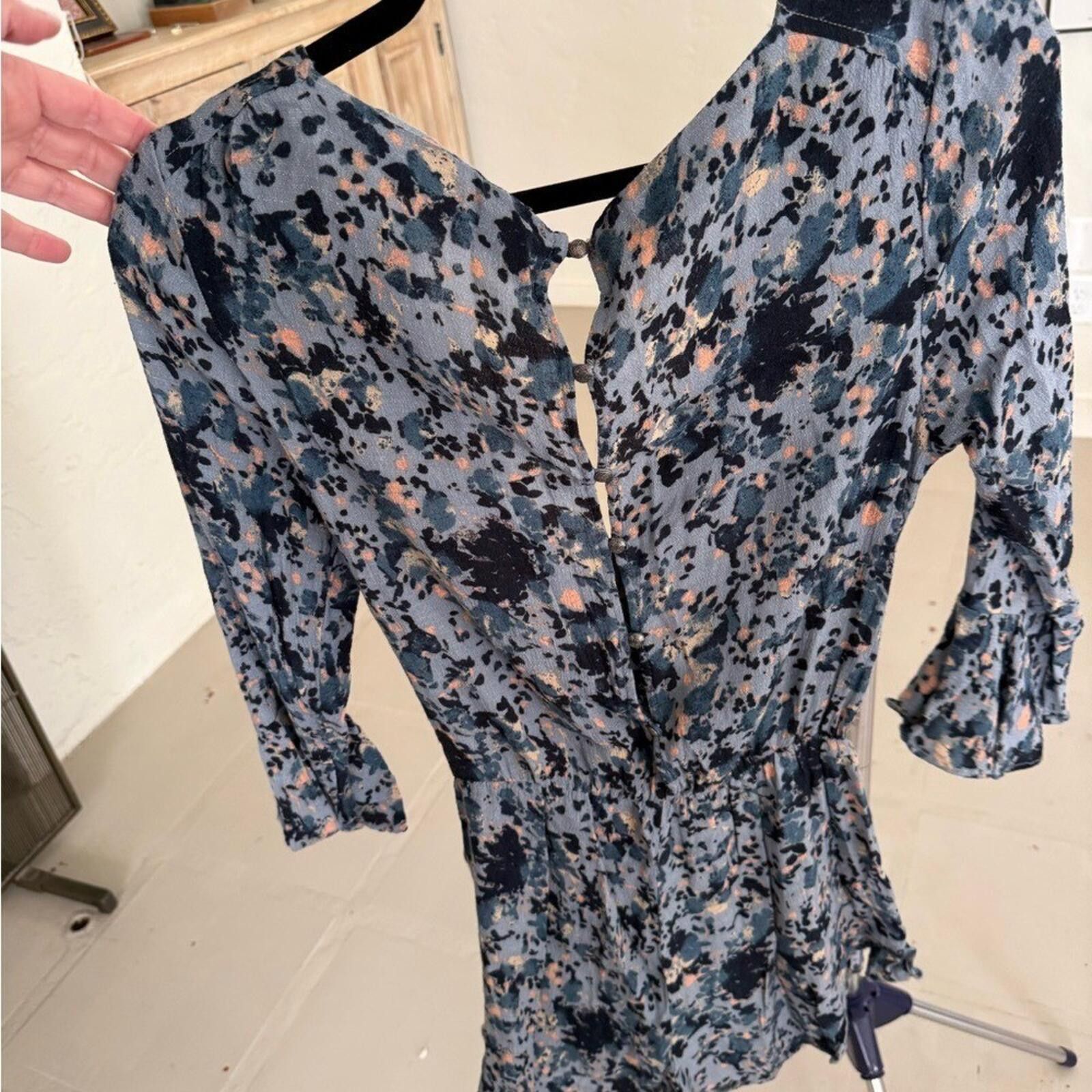 Free People Free People Floral Wrap Romper Boho Ruffle Tie Waist Blue S Size 28" / US 6 / IT 42 - 6 Thumbnail