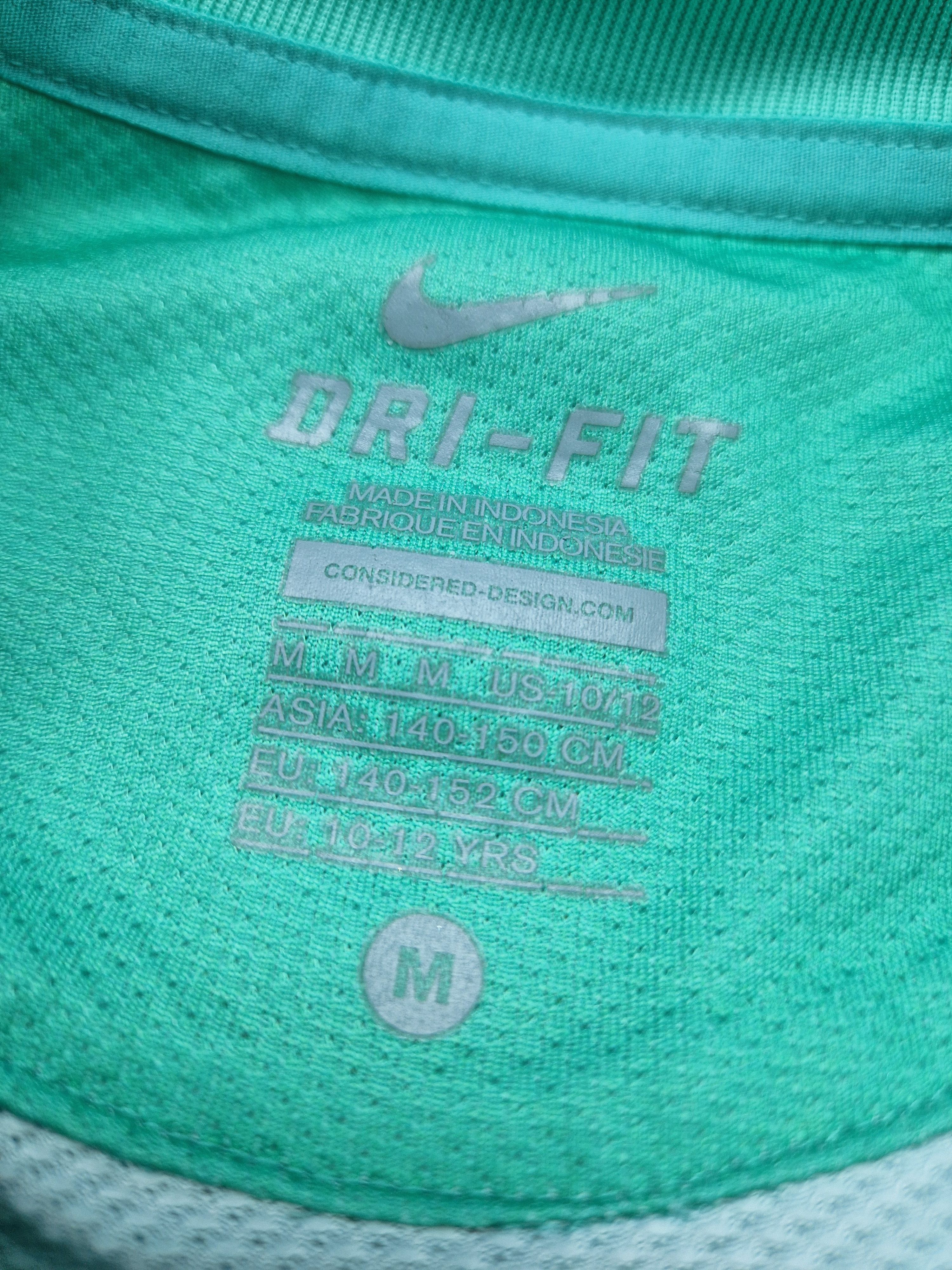 Nike Barcelona 2010/2011 Third Nike Jersey Yong boys Size US XXS / EU 40 - 6 Thumbnail