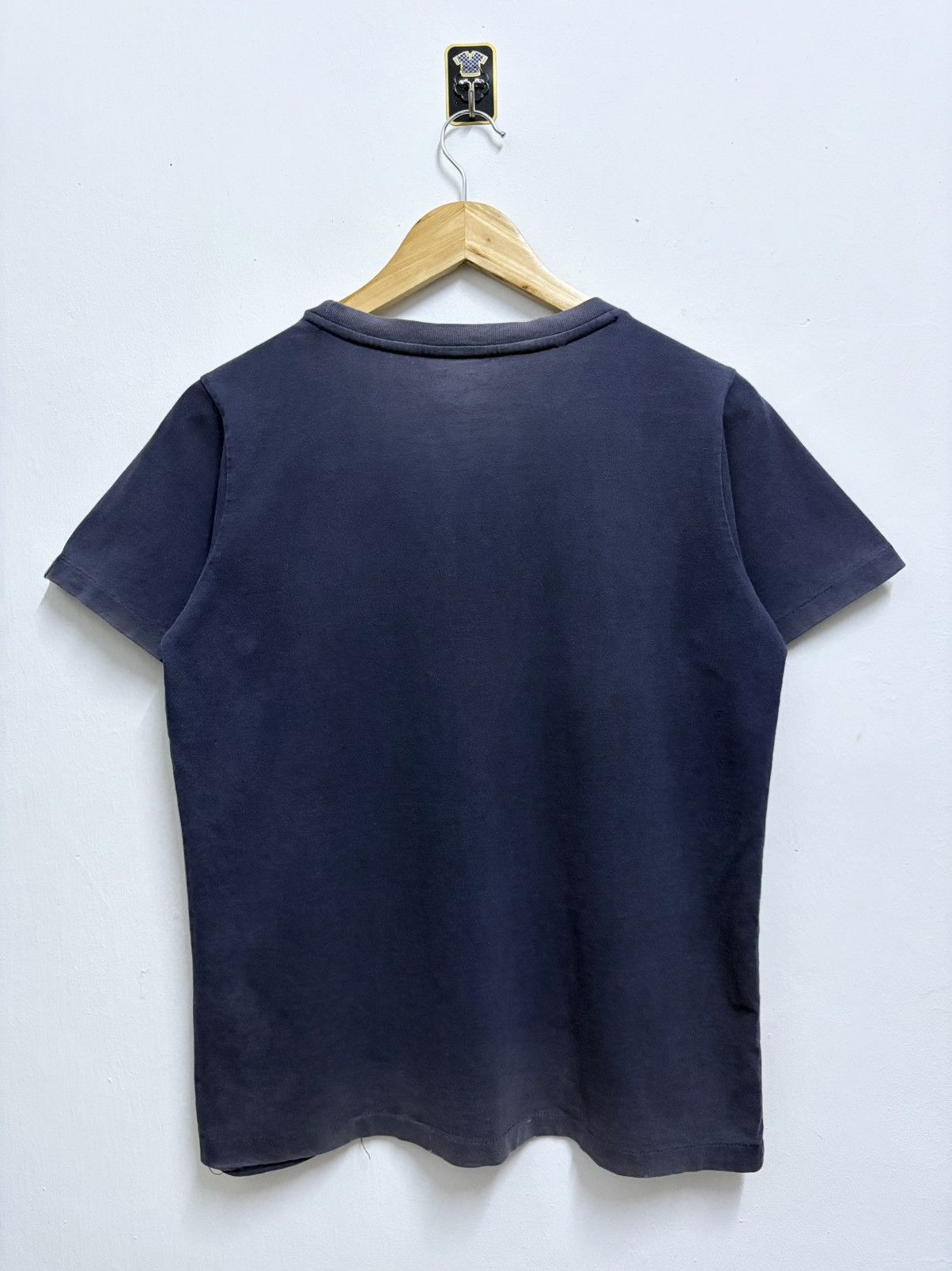 Bape 2000’s A Bathing Ape Camouflage Navy Ladies T-Shirt Size M / US 6-8 / IT 42-44 - 2 Thumbnail