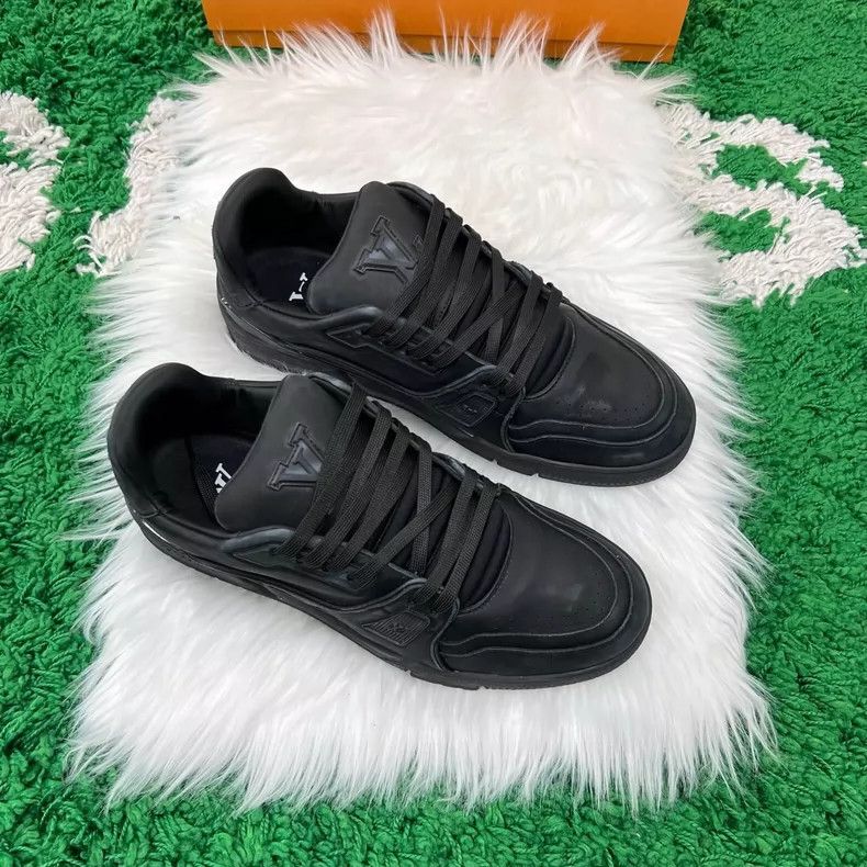 Louis Vuitton Louis Vuitton 25 year old Darth Vader Trainer shoes Size US 8 / EU 41 - 5 Thumbnail