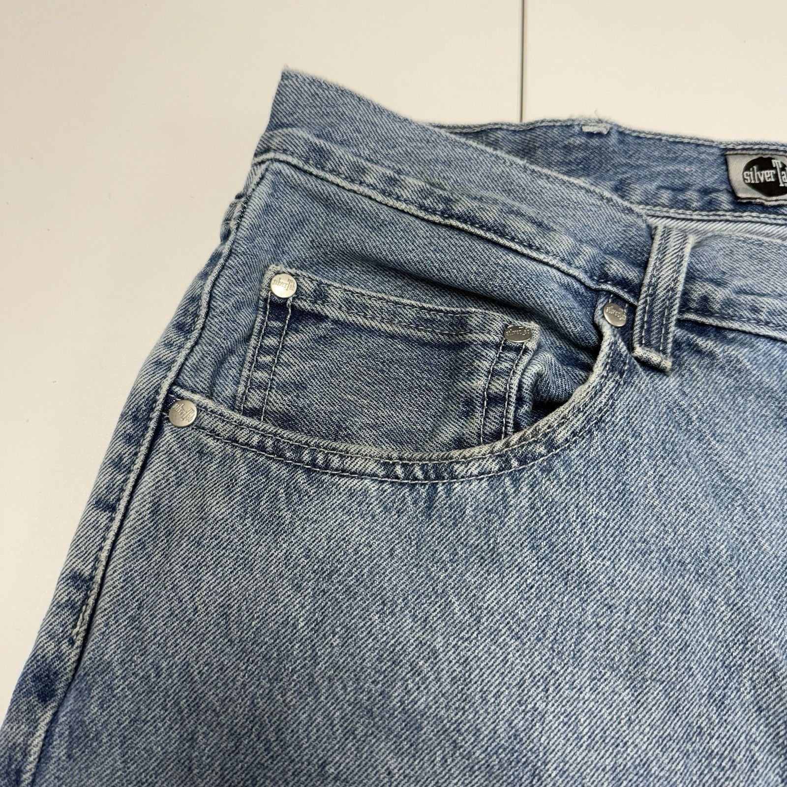 Levi's Vintage Levis Silvertabs Loose Fit Jeans Mens 38x32 Baggy Size US 38 / EU 54 - 3 Thumbnail