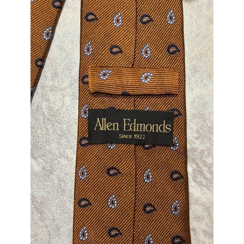 Allen Edmonds Allen Edmonds Men's Print Silk Necktie in Copper/Blue Size ONE SIZE - 2 Thumbnail