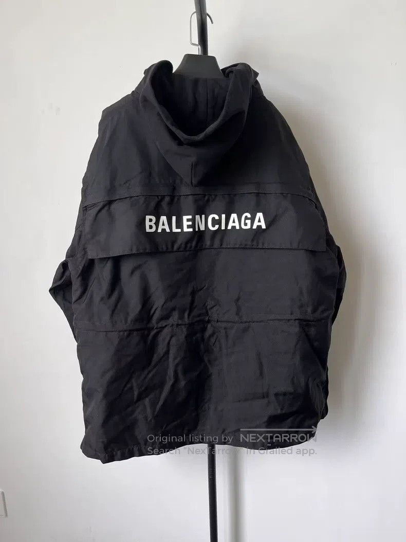 Balenciaga Balenciaga Solid Color Letter Pocket Long Sleeve Size US M / EU 48-50 / 2 - 3 Thumbnail