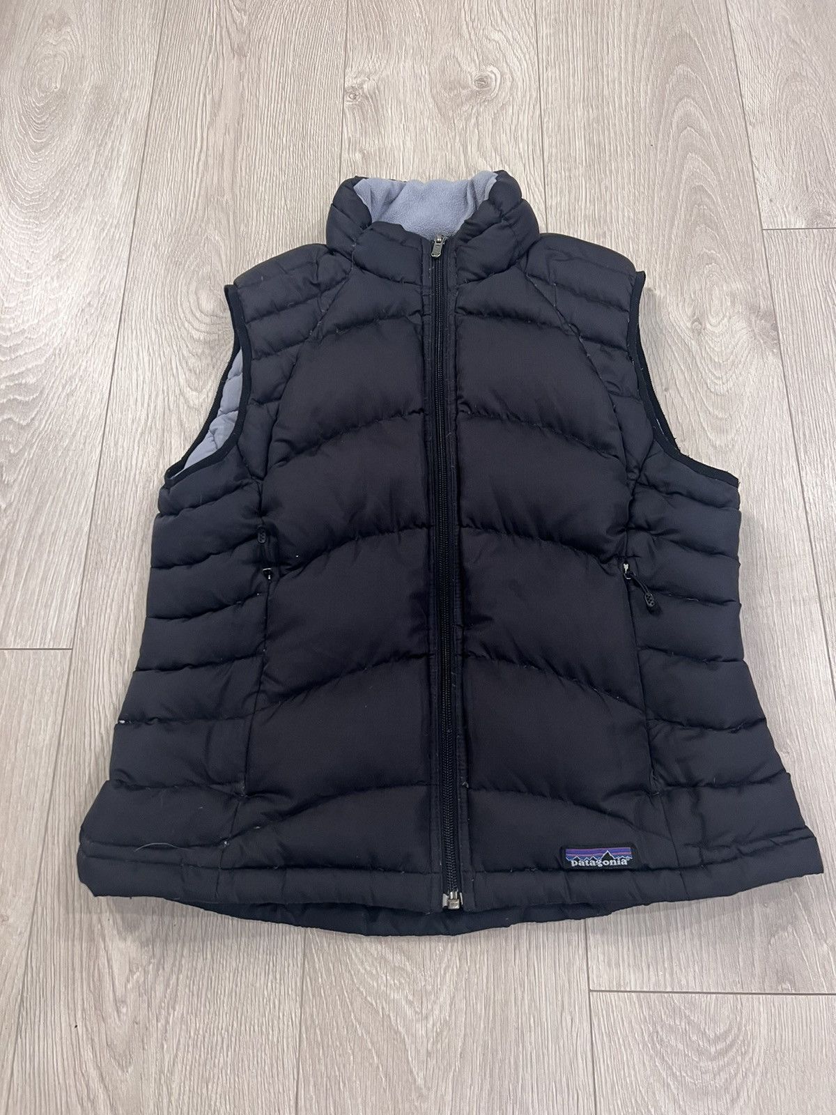 Patagonia × Vintage Vintage 2007 Patagonia Puff Vest Jacket Women’s Medium Down Size M / US 6-8 / IT 42-44 - 1 Thumbnail