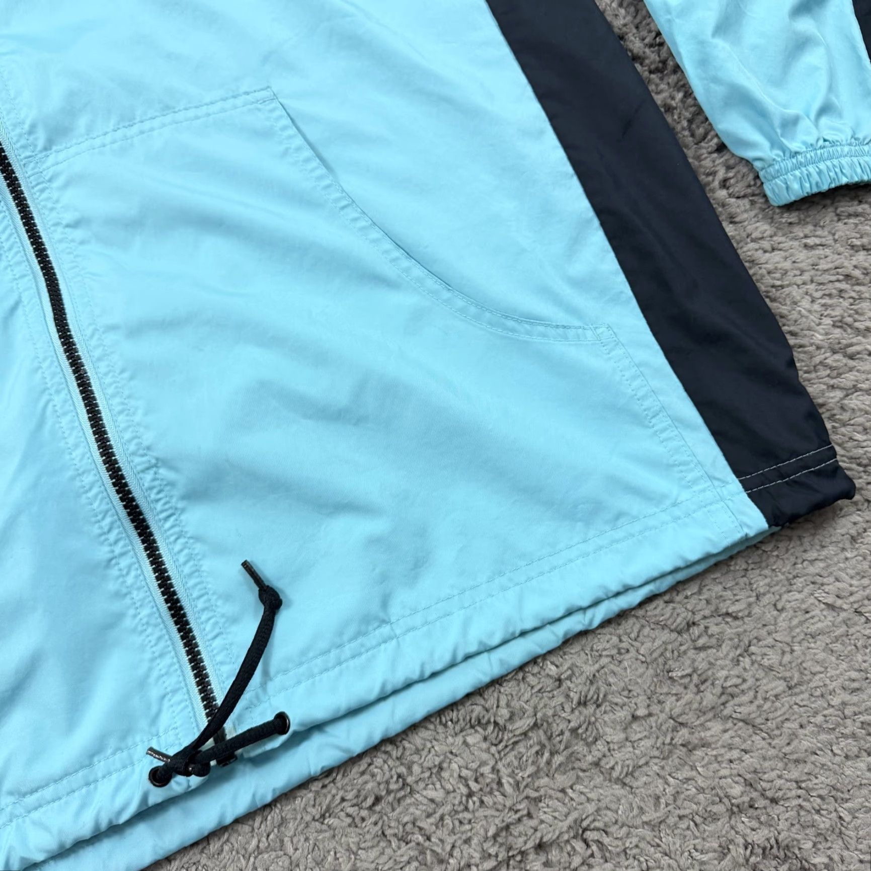 Nike VINTAGE Nike Jacket Womens M 8-10 Blue Windbreaker Full Zip Pockets 90s Style Nike Womens M Blue Windbreaker Full Zip Pockets 90s Size M / US 6-8 / IT 42-44 - 3 Thumbnail