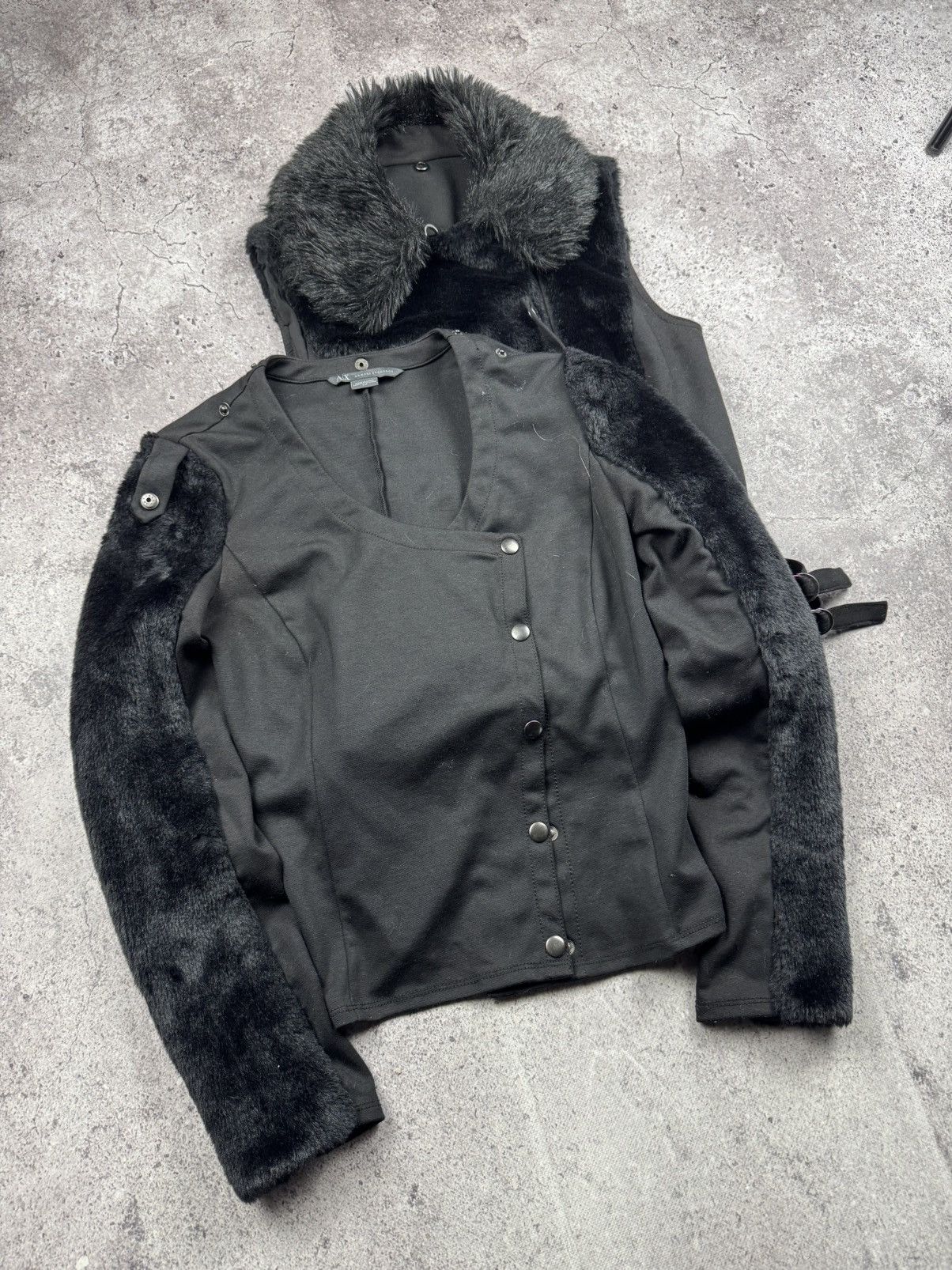 Armani Vintage Armani Avant Garde Fur Y2K Opium Vest/Jacket Owens Size S / US 4 / IT 40 - 3 Thumbnail