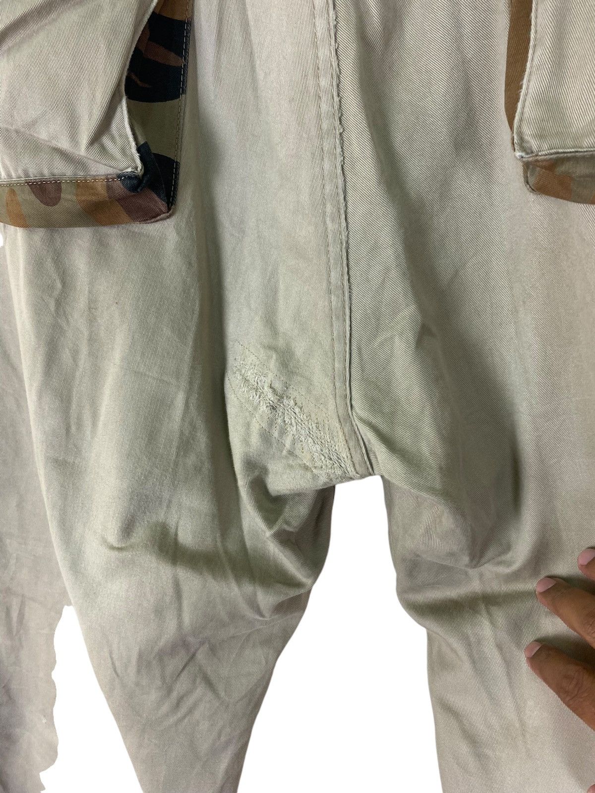 Japanese Brand Oversize Japanese Brand Multi Pocket Camo Cargo Pants Size US 40 / EU 56 - 11 Thumbnail