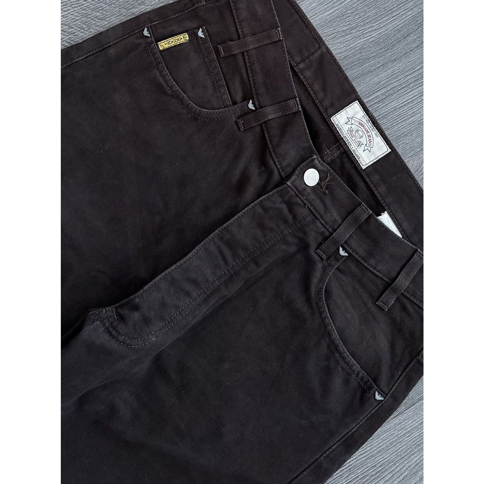 Armani Vintage Armani Relaxed Fit Brown Jeans Size US 32 / EU 48 - 4 Thumbnail