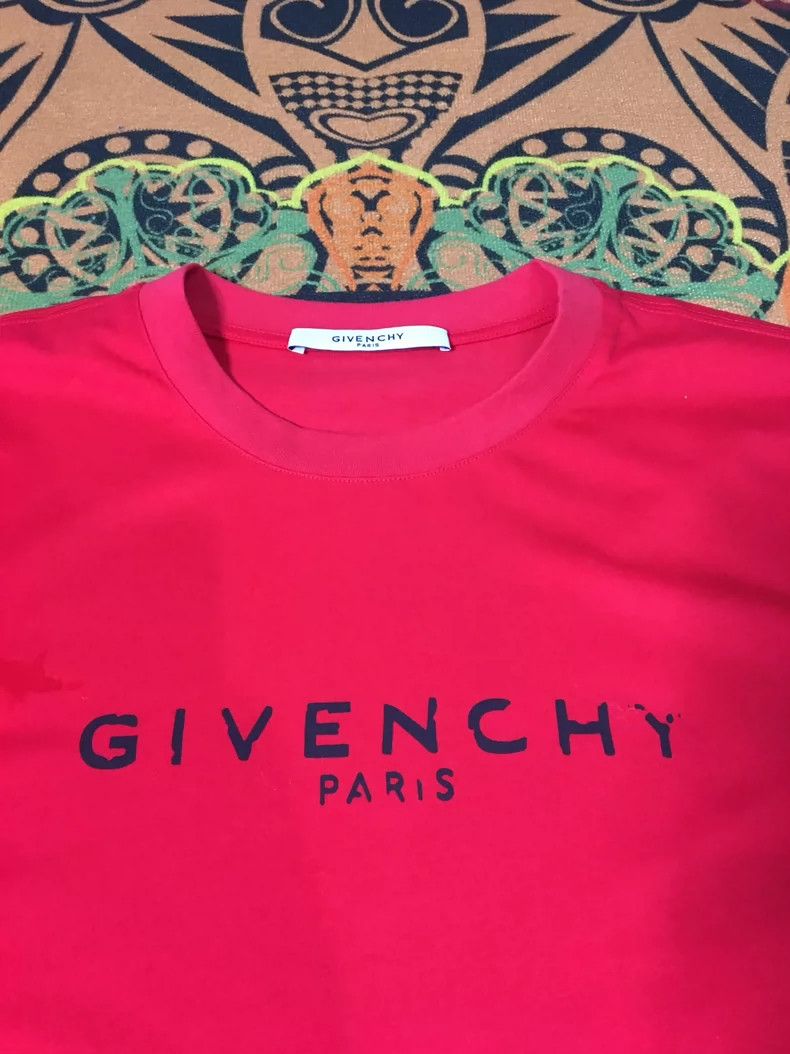 Givenchy Givenchy Men's Short Sleeve, Loose Fit Size US XL / EU 56 / 4 - 3 Thumbnail