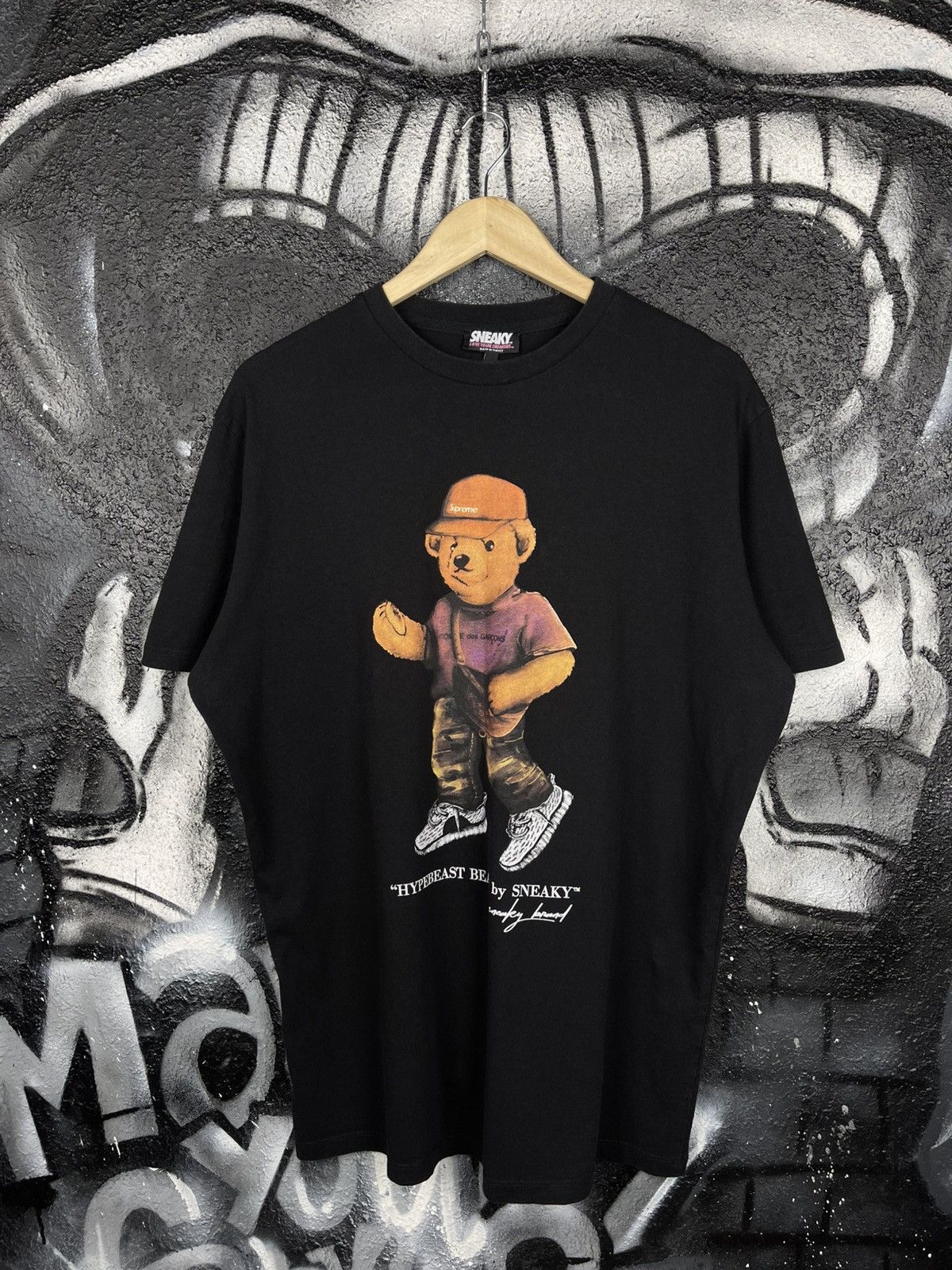 Other “HYPEBEAST BEAR” by Sneaky Exclusive T-Shirt Men’s Size XL Size US XL / EU 56 / 4 - 2 Thumbnail