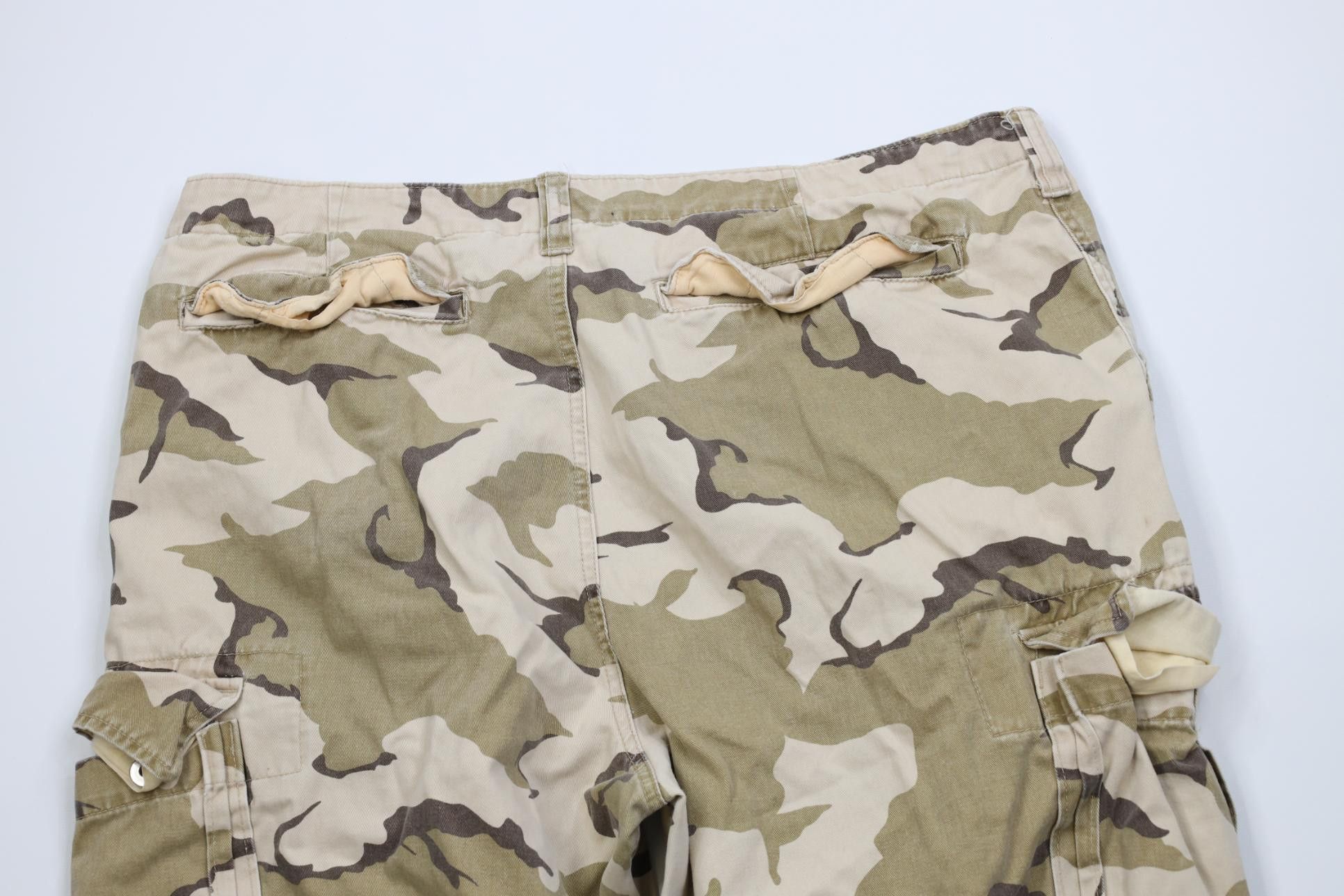 Vintage Vintage 90s Y2K Streetwear Camouflage Wide Leg Cargo Pants Size US 38 / EU 54 - 13 Thumbnail