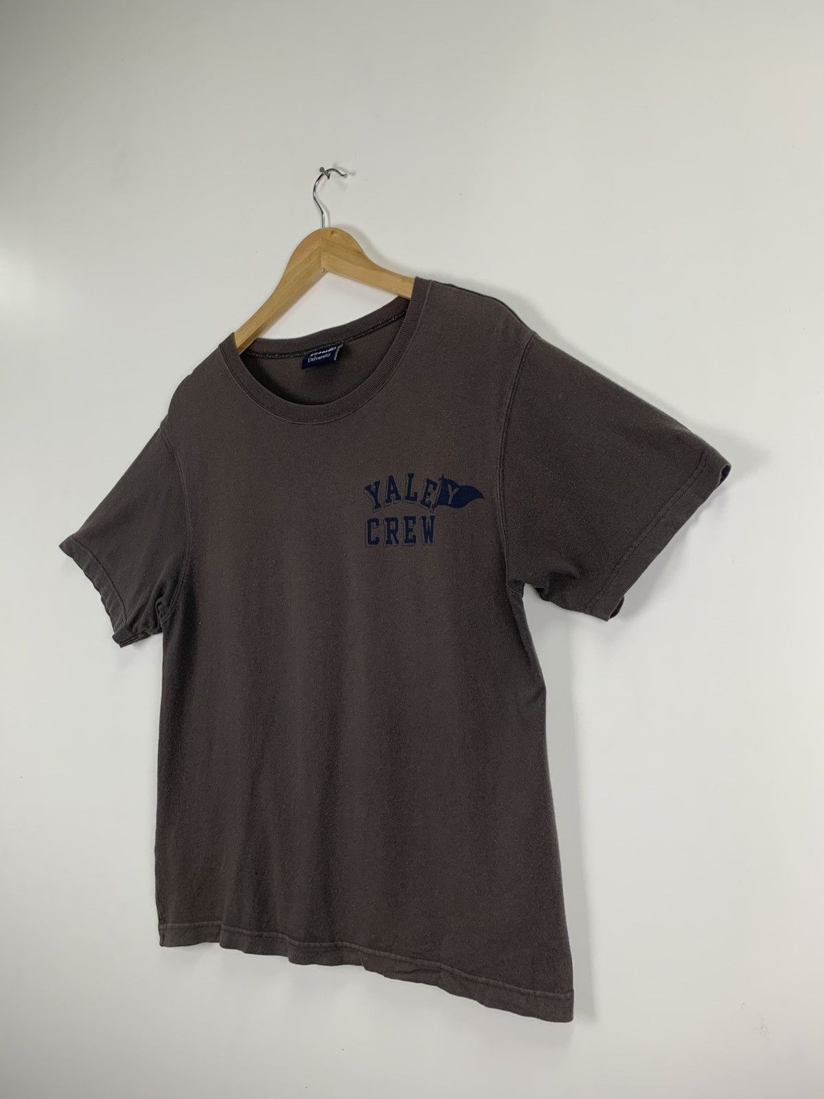 Vintage Yale University tee Size US S / EU 44-46 / 1 - 4 Thumbnail