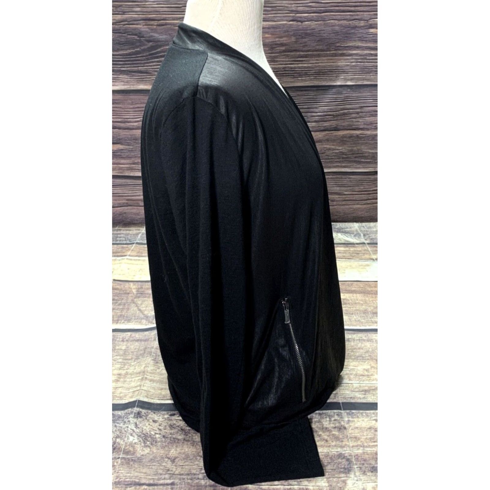 Calvin Klein Calvin Klein Cardigan Open Front Size Medium 2 Front Zipper Pockets Long Sleeves Black Womens Sweater Cardigan Size M / US 6-8 / IT 42-44 - 2 Thumbnail