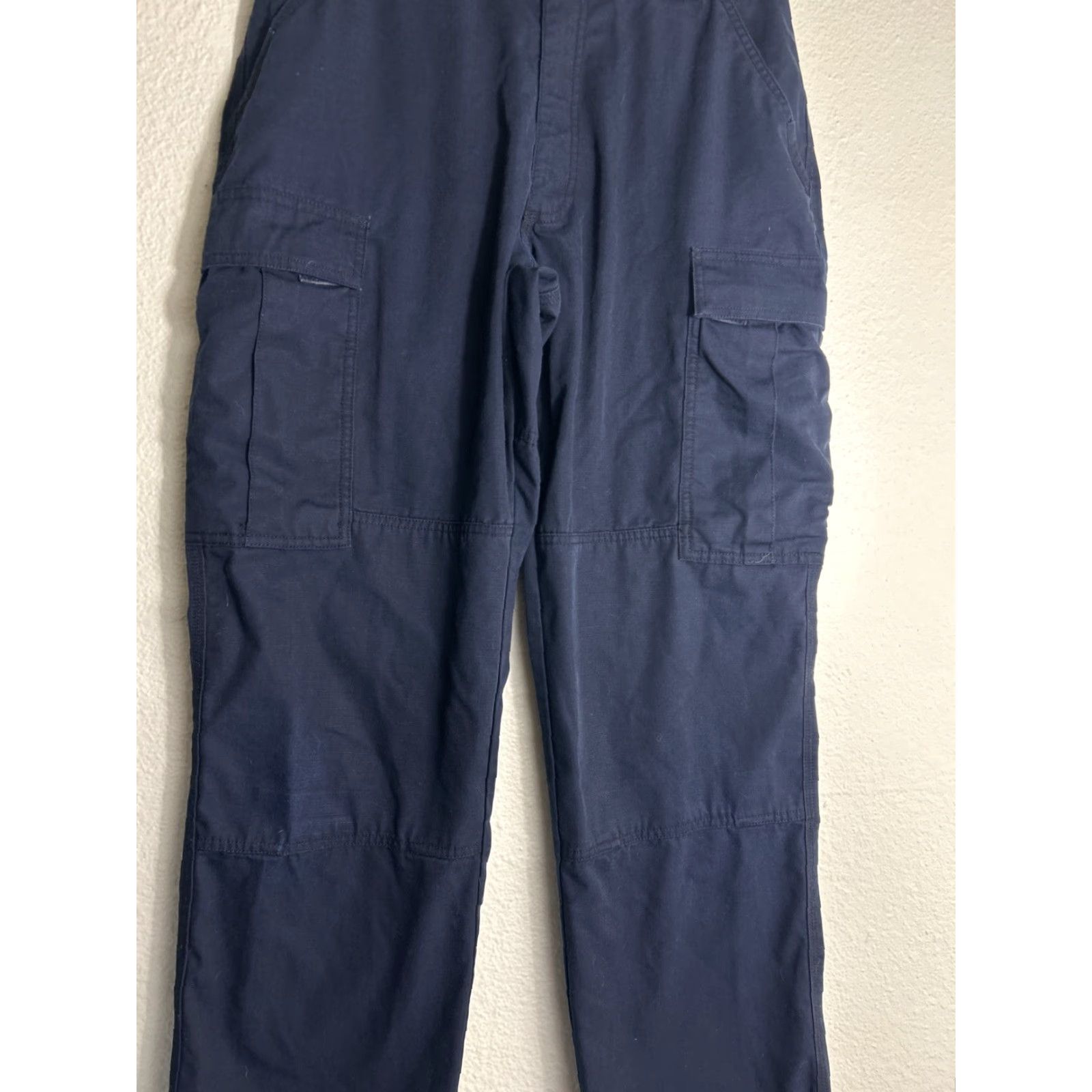 Vintage 5.11 Tactical Pant Womens Medium Cargo Rip Stop TDU Performance Trousers 31x31 Black Cotton Polyester Flat Front Pockets Logo Size 32" / US 10 / IT 46 - 3 Thumbnail