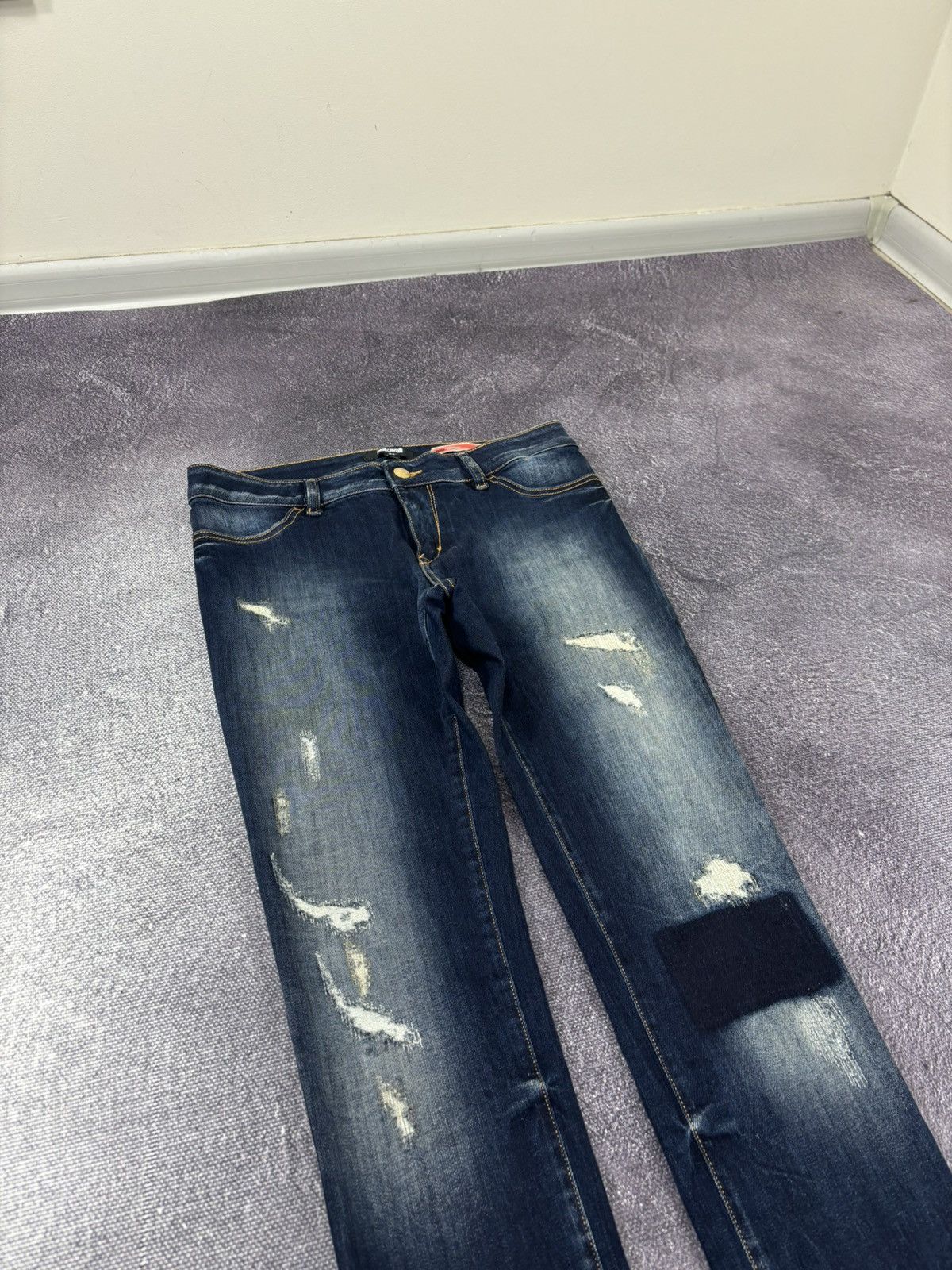 Just Cavalli Just Cavalli Chic Women’s Y2K Ripped Denim Avant Garde Jeans Size 28" / US 6 / IT 42 - 4 Thumbnail