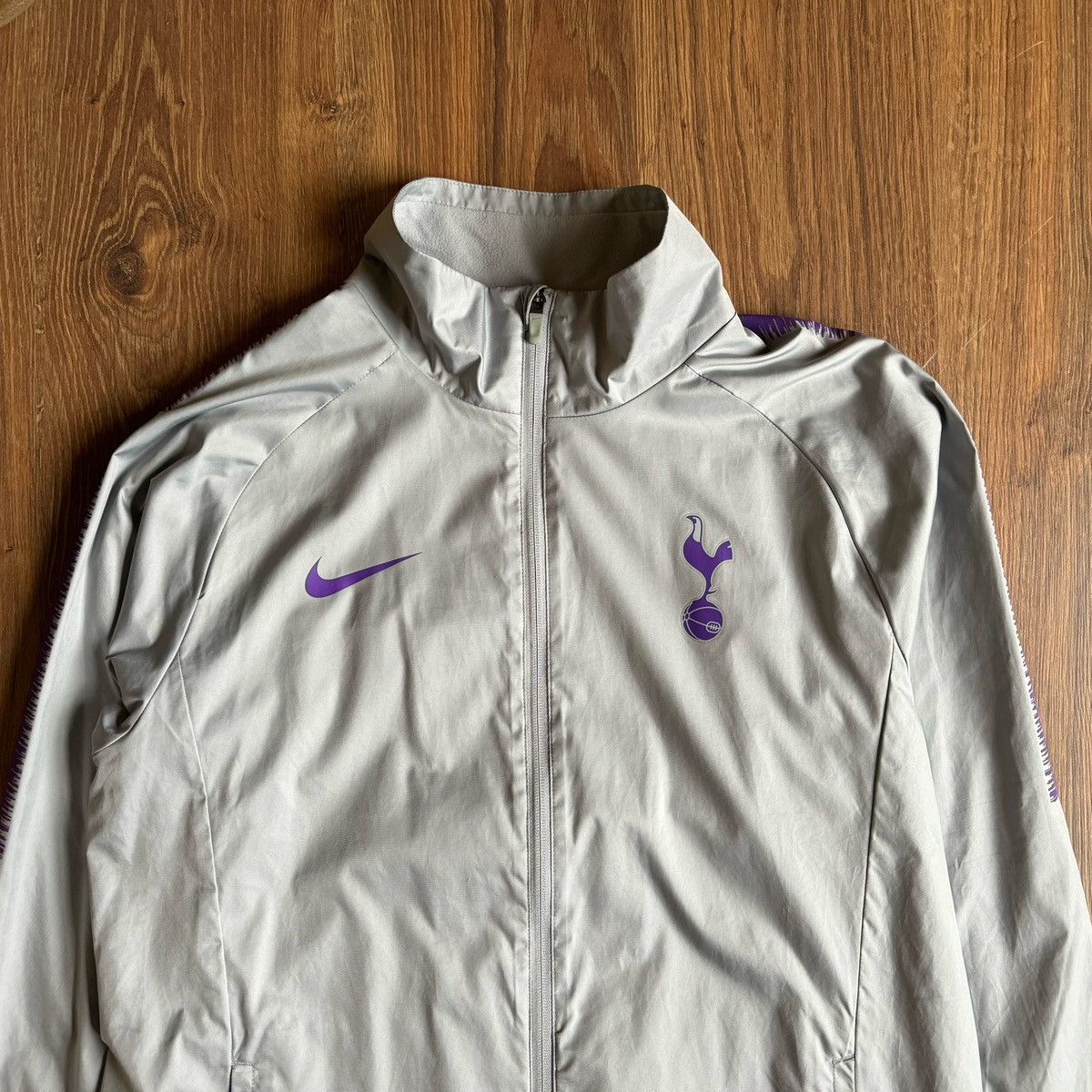Nike Nike Tottenham 18-19 Hotspur Woven Jacket Football Soccer Size US L / EU 52-54 / 3 - 2 Thumbnail