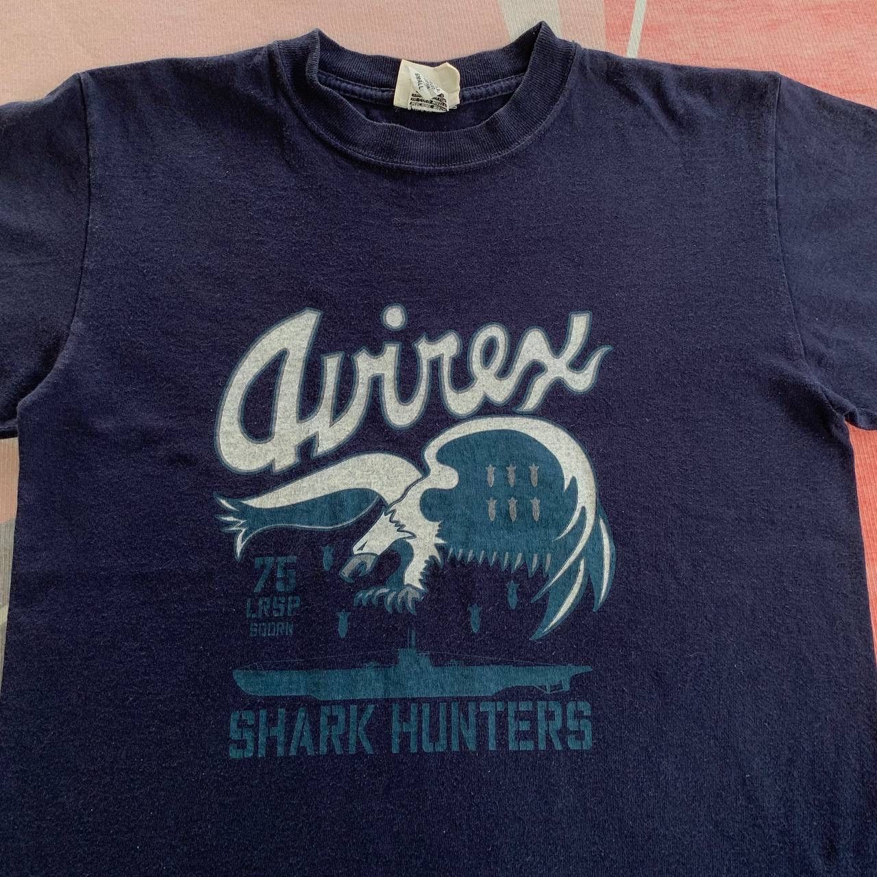 Avirex Rare Vintage Avirex Shark Hunters Tees Size US XS / EU 42 / 0 - 3 Thumbnail