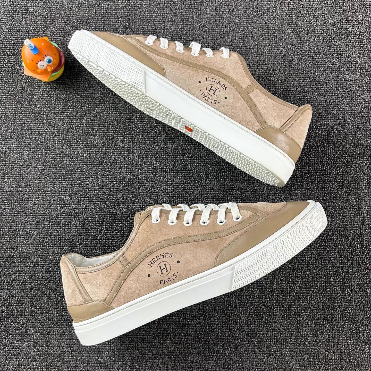 Hermes Hermes Gray Logo Sneakers 43 Size US 10 / EU 43 - 4 Thumbnail