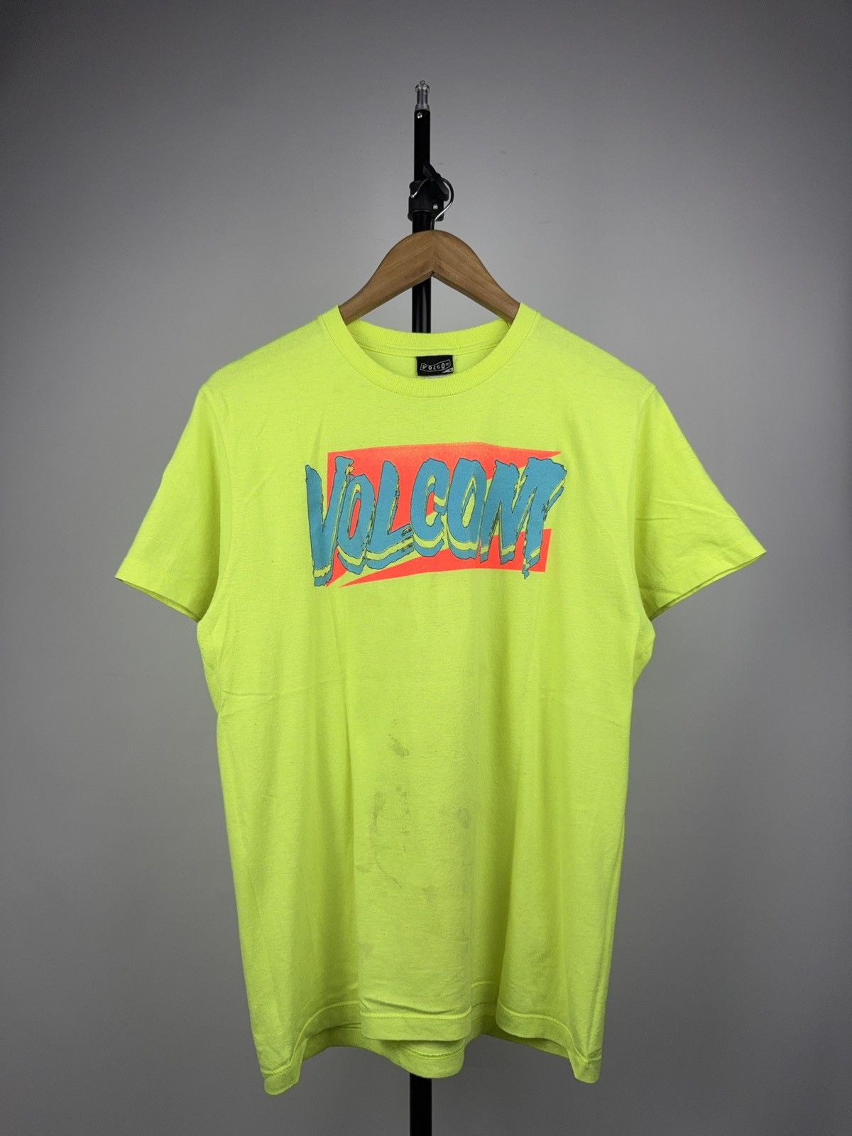 Volcom Retro SK8 Y2K Volcom Neon Surf Graphic Tee 90s Skate Style Size US M / EU 48-50 / 2 - 1 Thumbnail