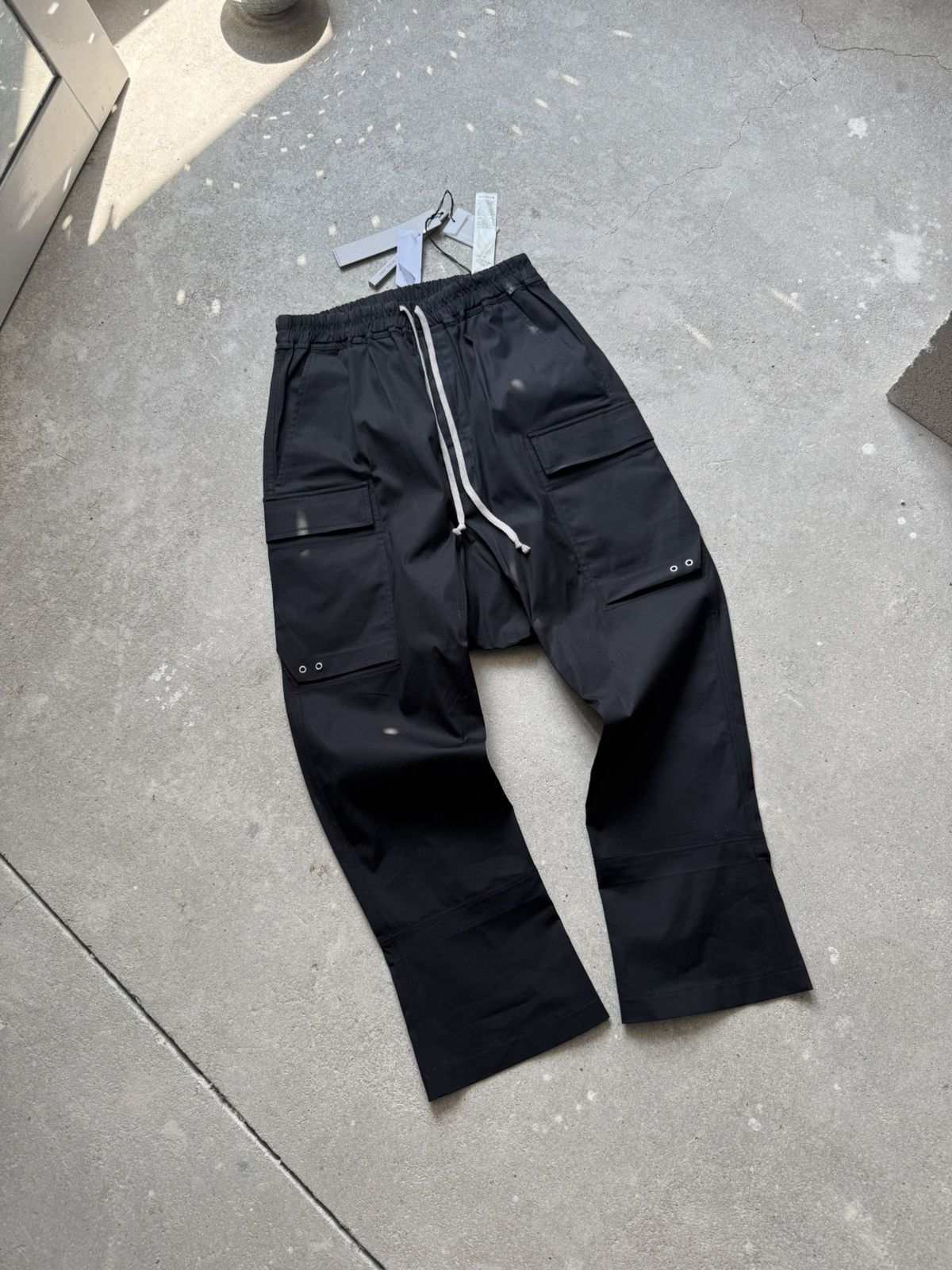 Rick Owens New Rick Owens Cargo Pants Lido Size US 32 / EU 48 - 2 Thumbnail
