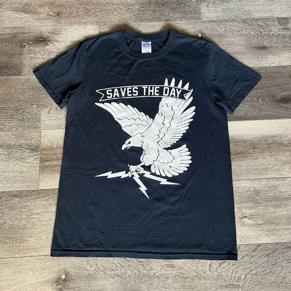Band Tees Vintage 2000s Saves the Day Bird Eagle Indie Band Tee Shirt Size US S / EU 44-46 / 1 - 1 Thumbnail