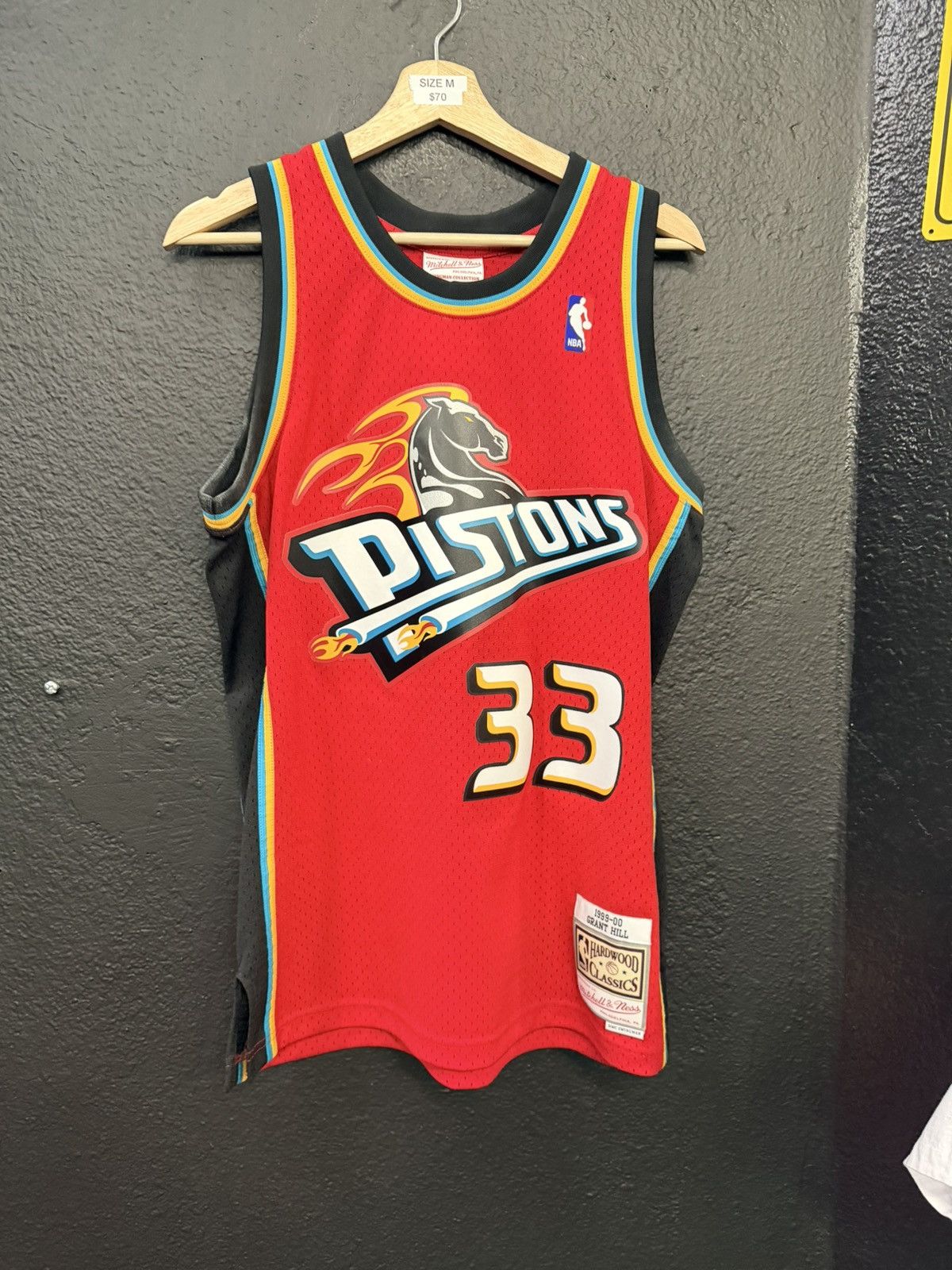 Mitchell & Ness Mitchell & Ness Detroit Pistons Grant Hill 1999-00 Size US M / EU 48-50 / 2 - 1 Thumbnail