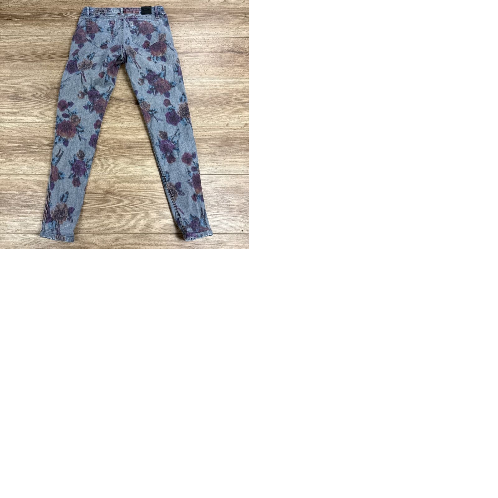 Vintage Bleulab Reversible 8 Pocket Legging Jeans Blue Acid Wash/ Gray Floral Women’s 29 Size 29" - 9 Thumbnail