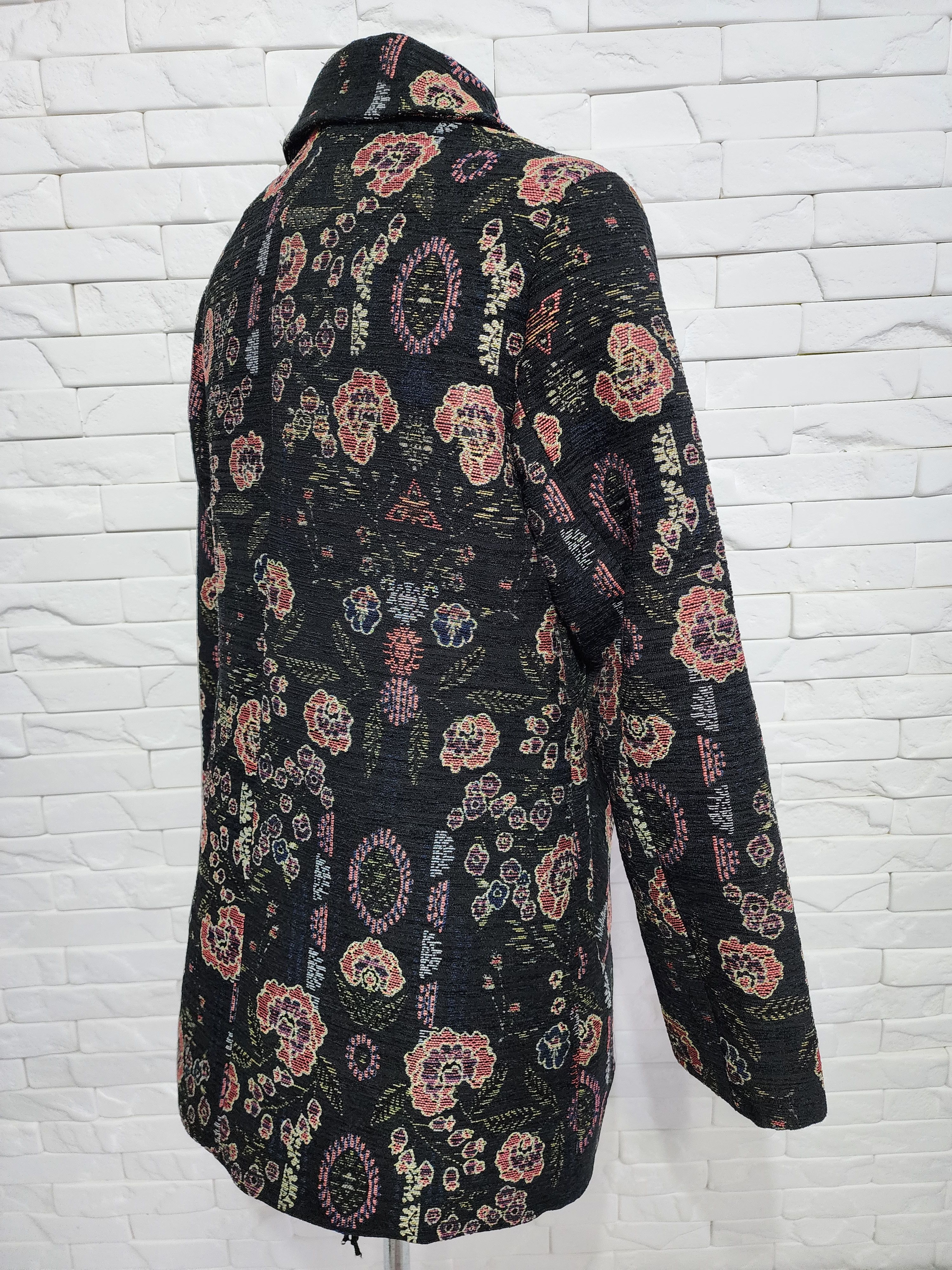 Other Wonderful women's jacket made of tapestry fabric. Size XL / US 12-14 / IT 48-50 - 5 Thumbnail