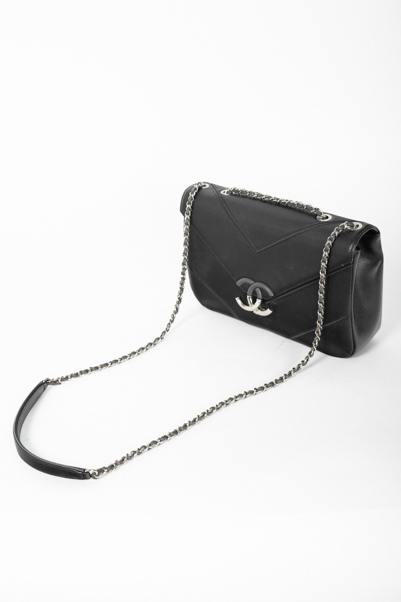 Chanel Chanel SS17 Black Caviar Large Chevron Flap Bag Size ONE SIZE - 6 Thumbnail