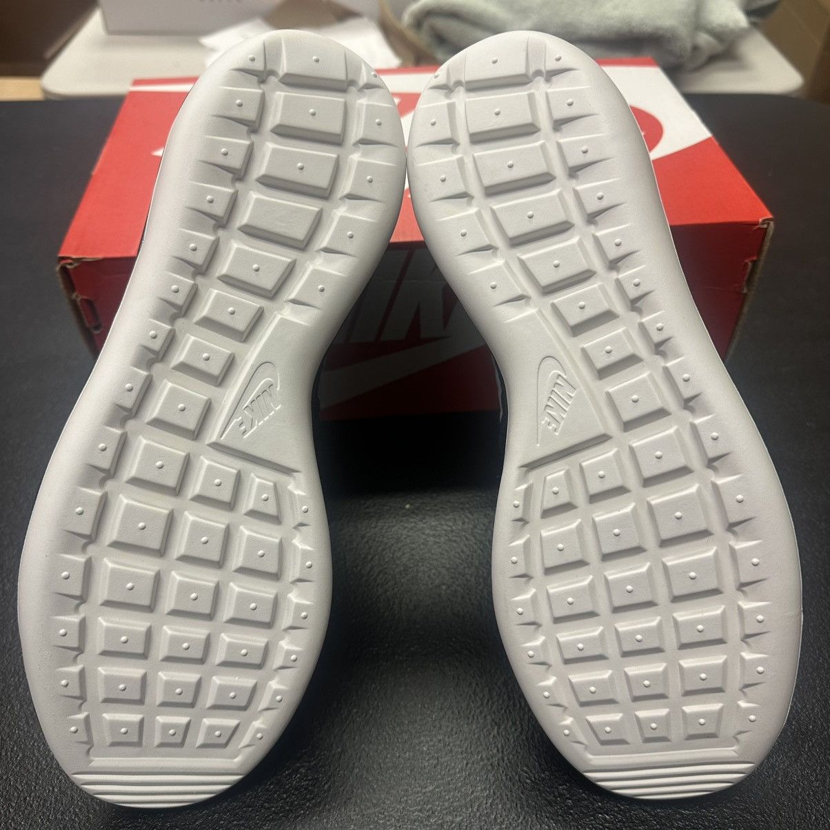 Nike Size 9.5W (8M) - Nike Roshe 2 Flyknit Black- 861706-001 Size US 9.5 / IT 39.5 - 5 Thumbnail