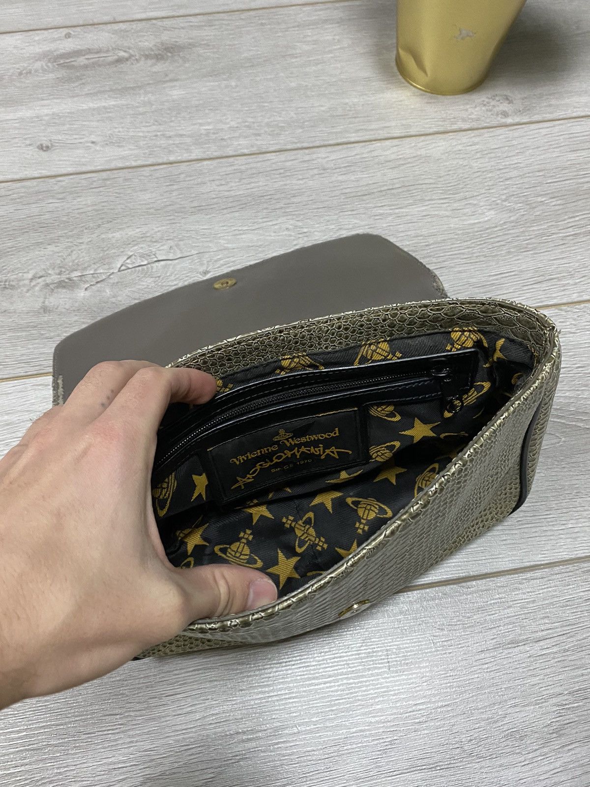 Vivienne Westwood Vivienne Westwood 🐍 RARE Frilly Snake chain bag big orb Size ONE SIZE - 9 Thumbnail
