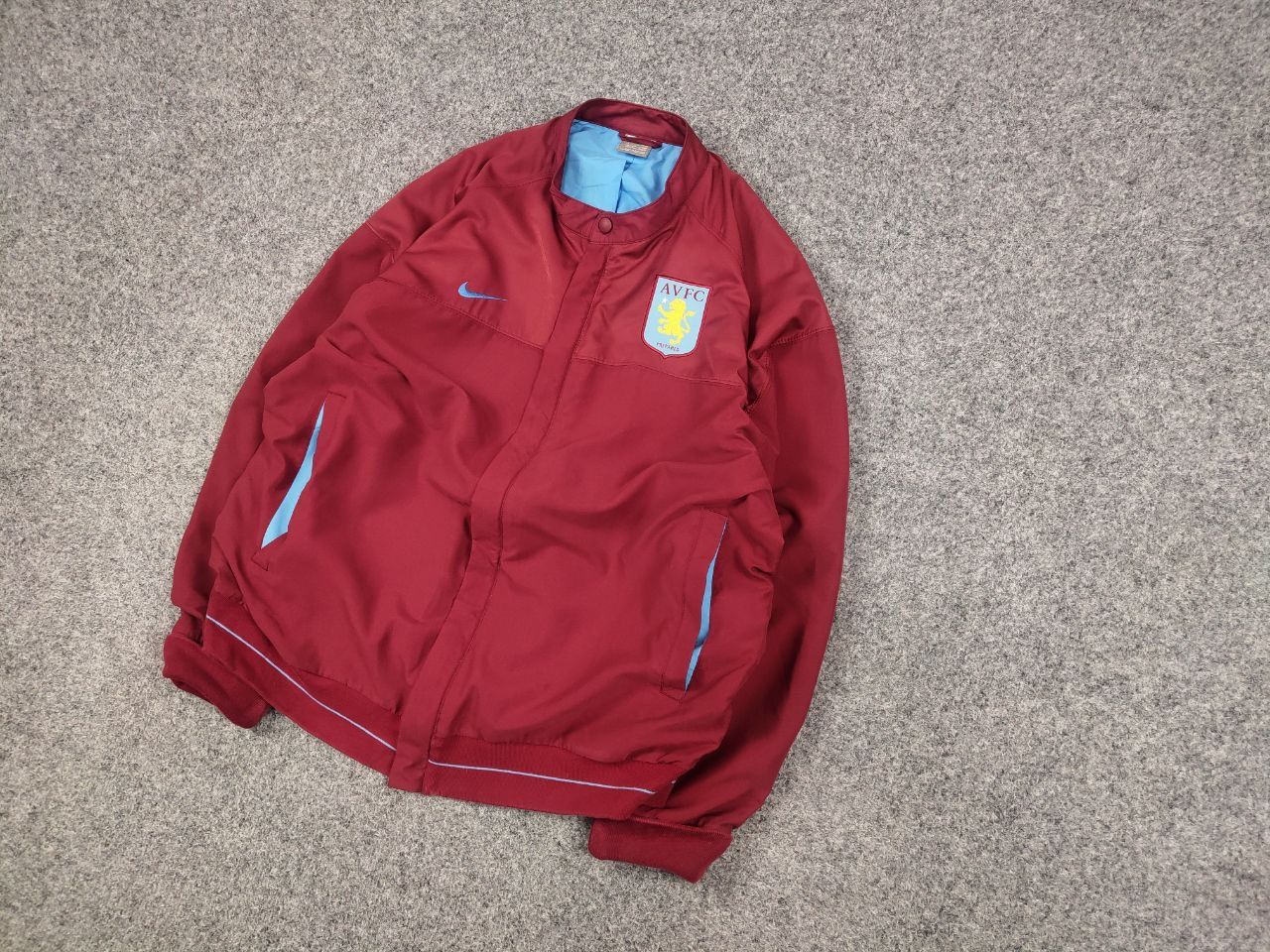Nike Vintage Nike Aston Villa FC Soccer Track Jacket Size US L / EU 52-54 / 3 - 3 Thumbnail