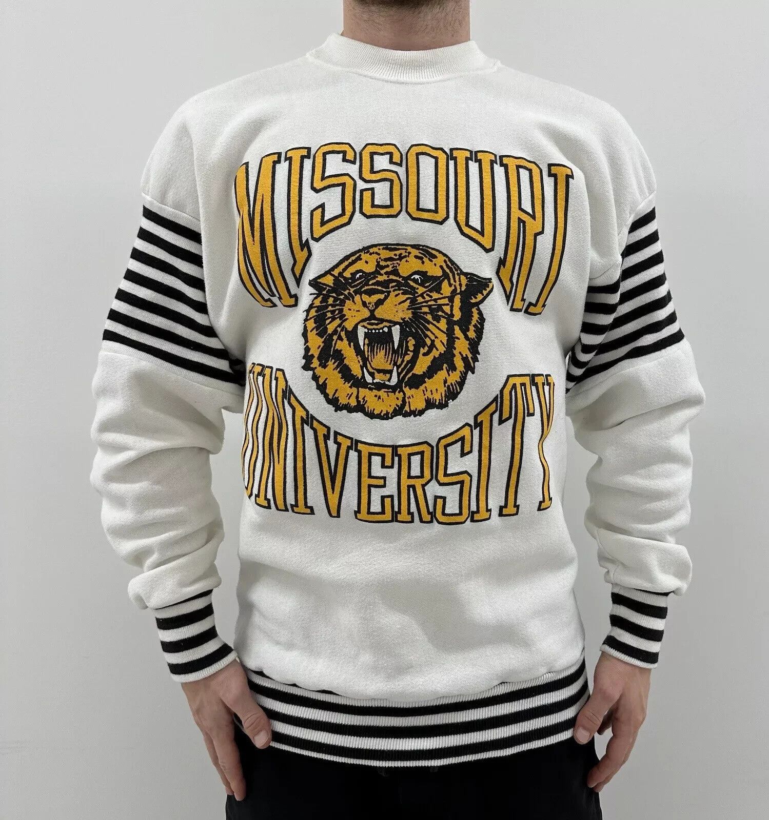 Vintage Vintage Artex Missouri University Tigers Sweatshirt College Size US M / EU 48-50 / 2 - 2 Thumbnail