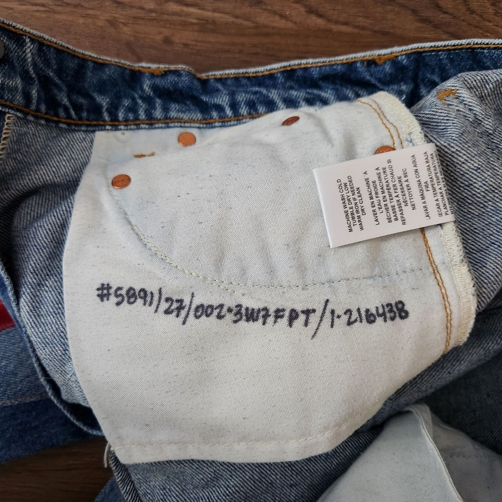 RE/DONE RE/DONE Levi's 70s Loose Flare Patchwork Upcycled Jeans Size 27" / US 4 / IT 40 - 4 Thumbnail